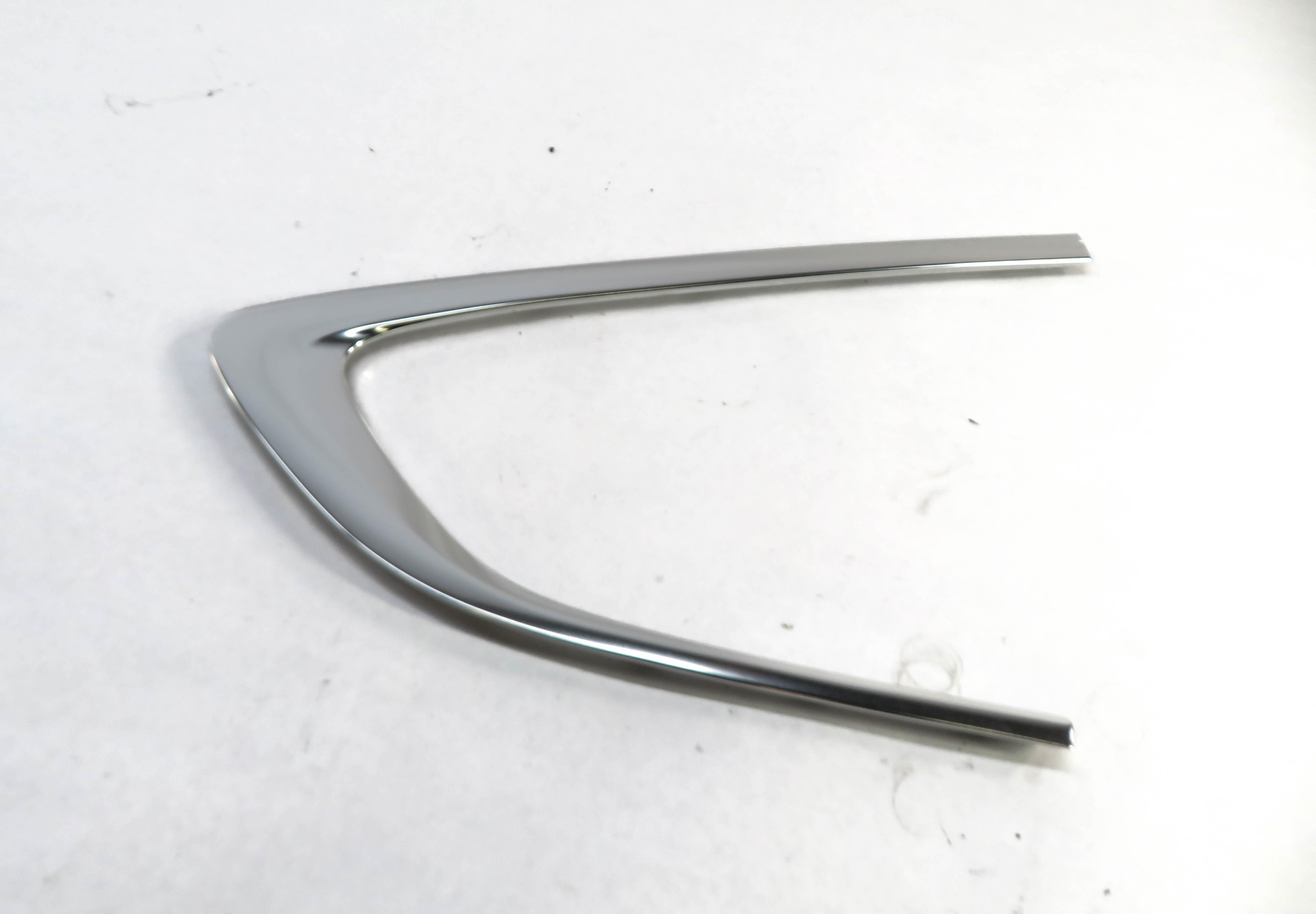 2011 BMW 535iGT (F07) RIGHT PASSENGER REAR QUARTER WINDOW TRIM (CHROME) — exact item pictured