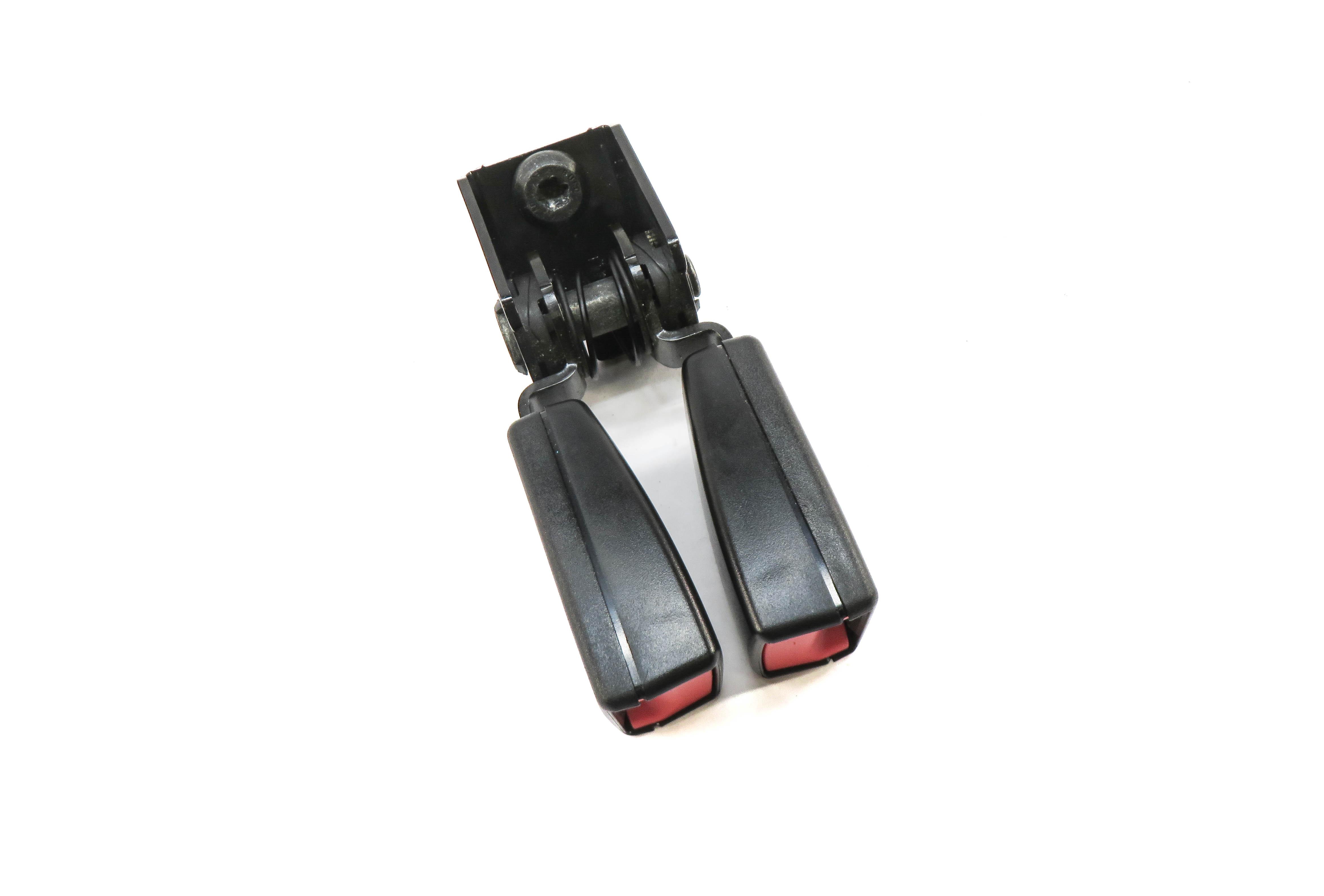 2010 BMW X5 (E70) REAR 3rd THIRD ROW SEAT DUAL SEATBELT BUCKLE RECEIVERS — exact item pictured