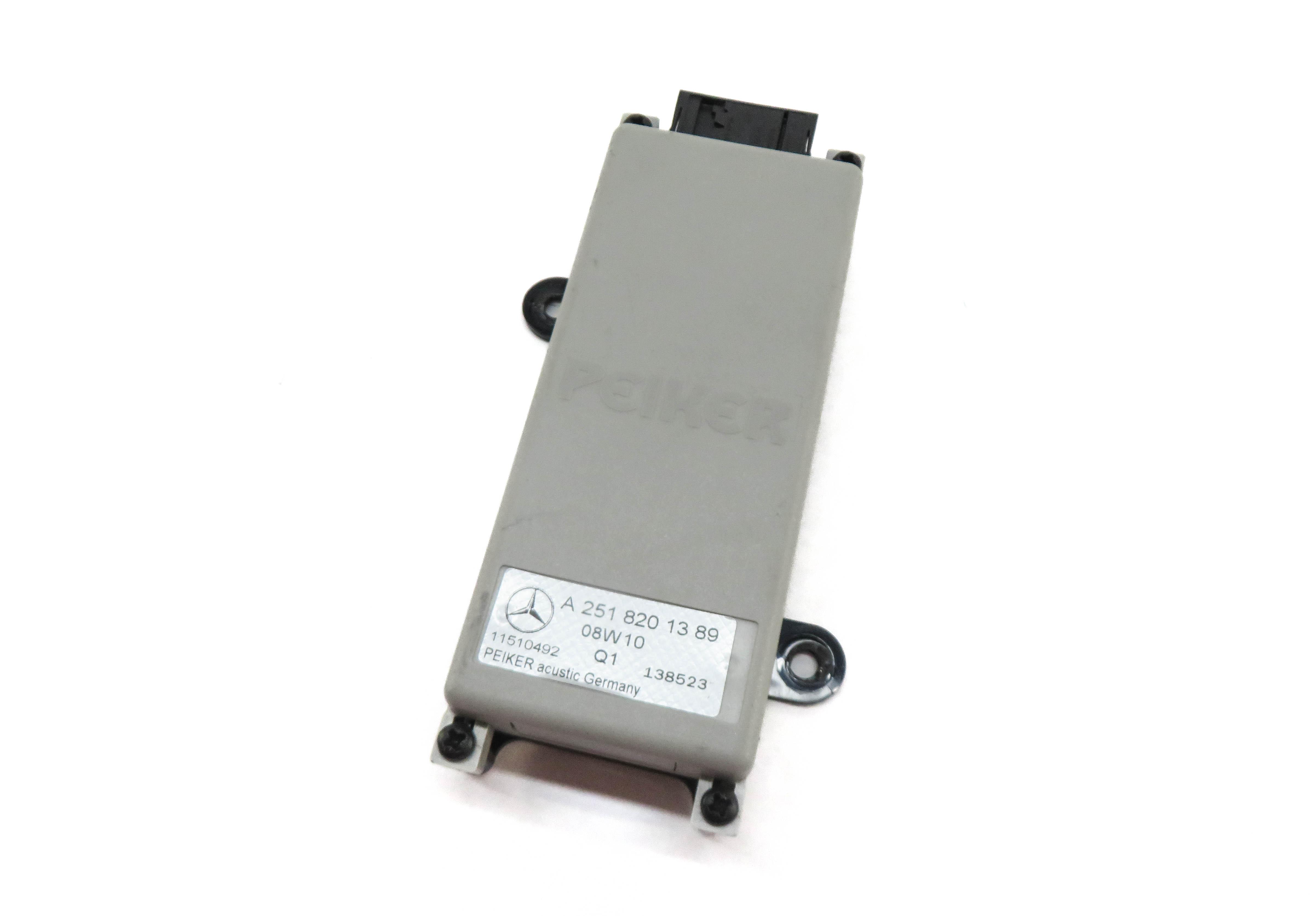 08-09 MERCEDES GL320 GL450 GL550 ML320 ML350 (X164 W164) RADIO ANTENNA AMPLIFIER — exact item pictured