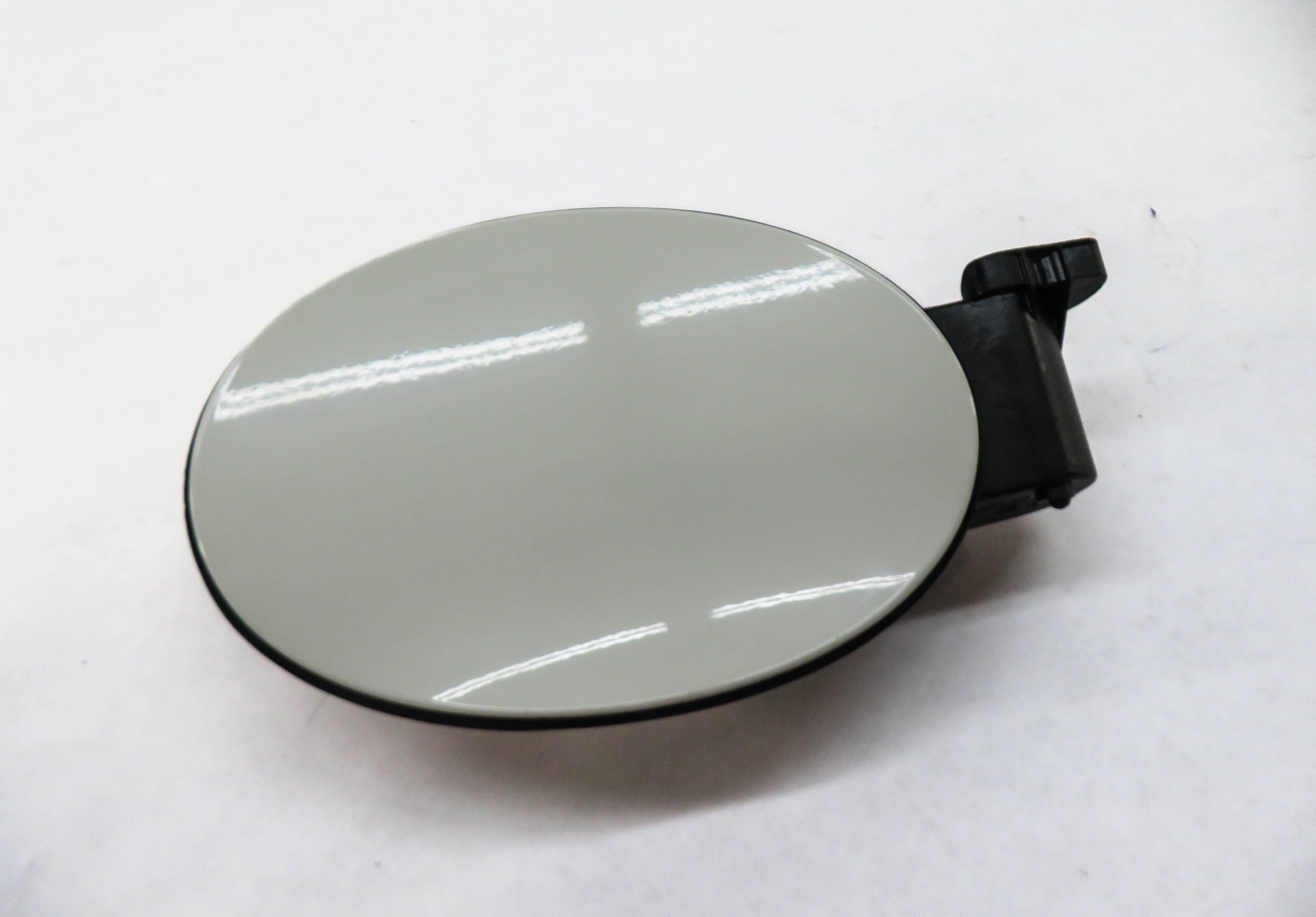07-12 MERCEDES GL-CLASS (X164) FUEL TANK DOOR LID COVER w/ HOUSING (WHITE 650U) — exact item pictured