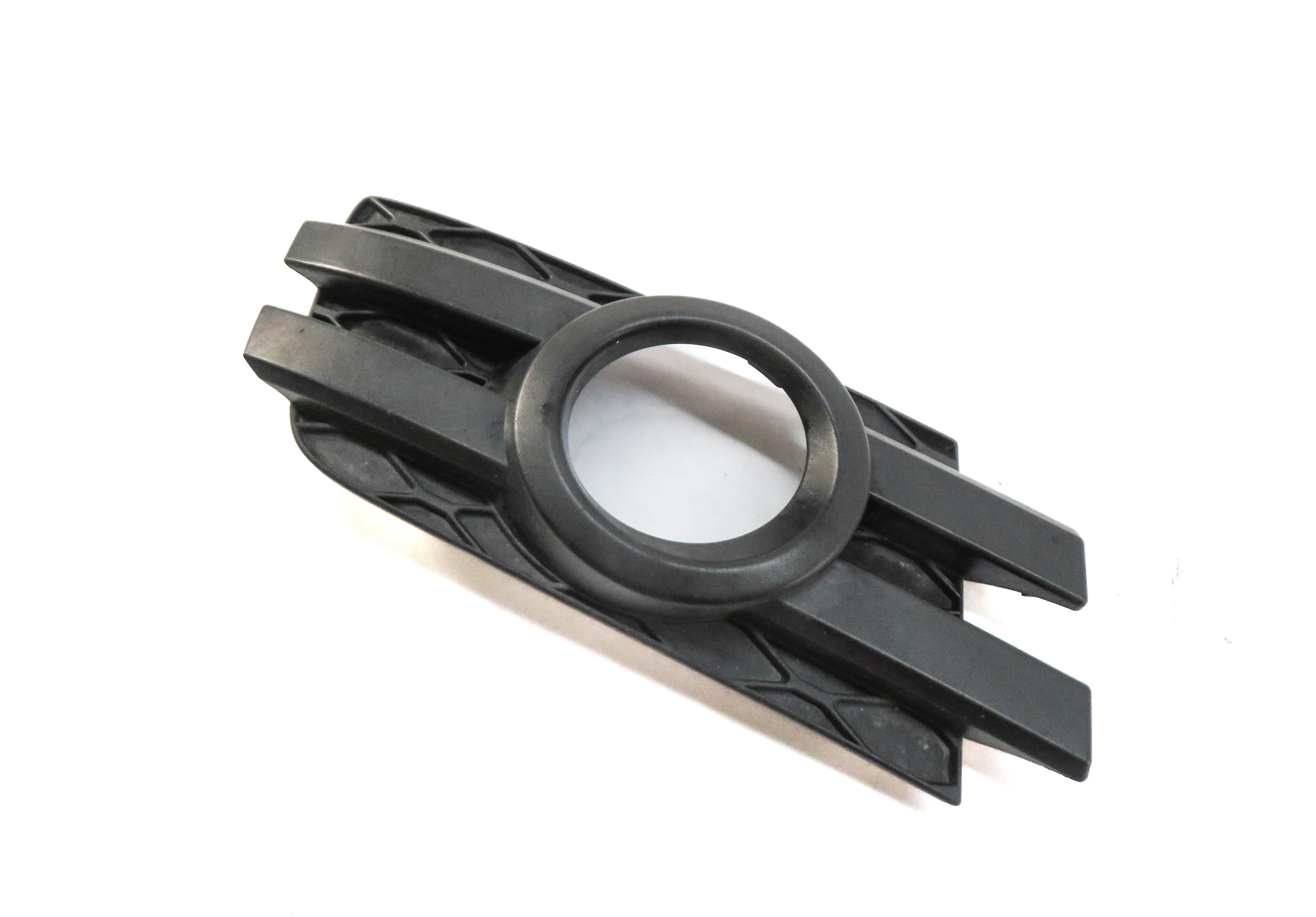 2008 MERCEDES GL450 (X164) RIGHT FRONT PASSENGER FOGLIGHT FOG LIGHT GRILLE TRIM — exact item pictured