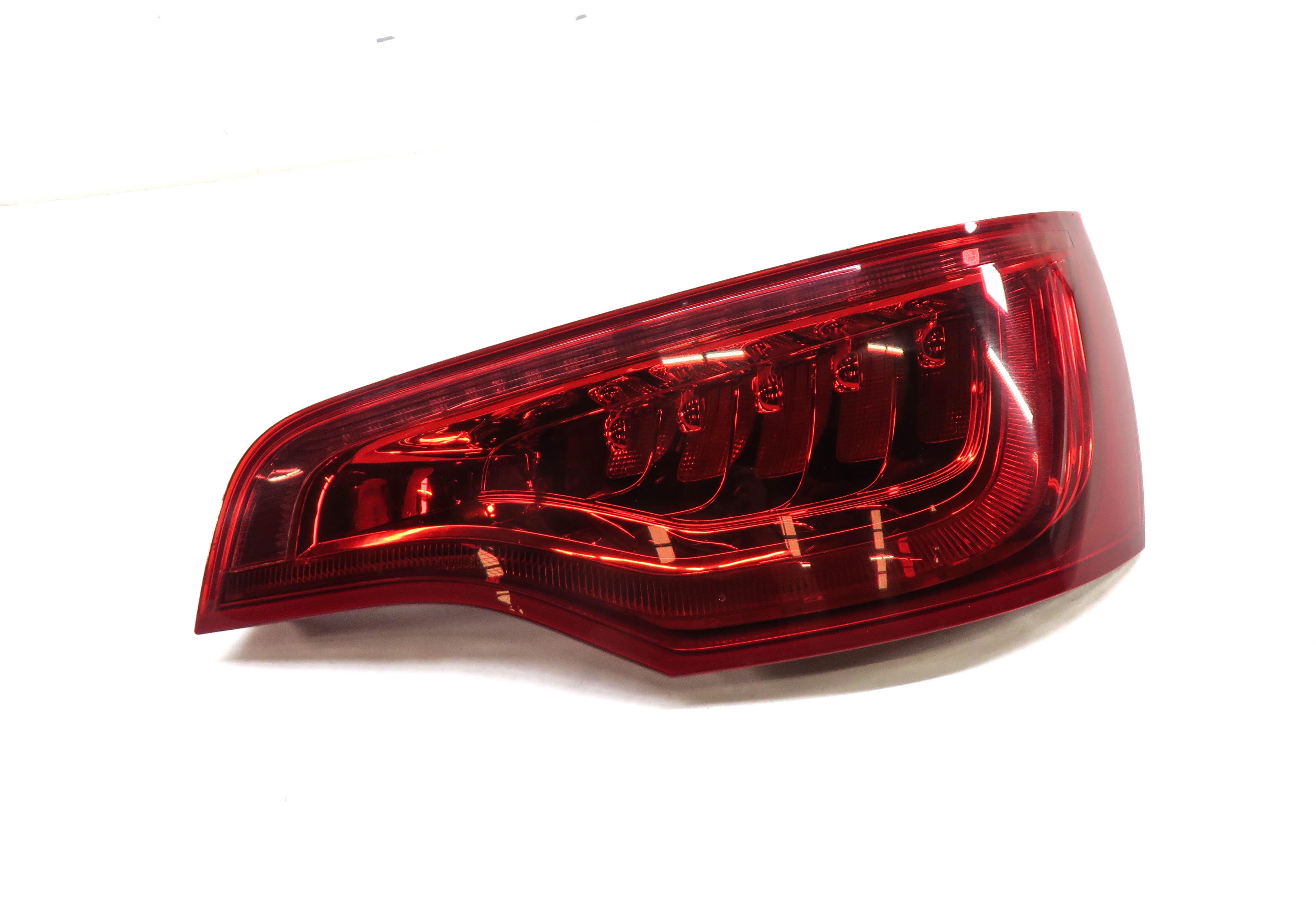2010-2015 AUDI Q7 (4L) RIGHT PASSENGER REAR TAILLIGHT BRAKE LIGHT LAMP — exact item pictured