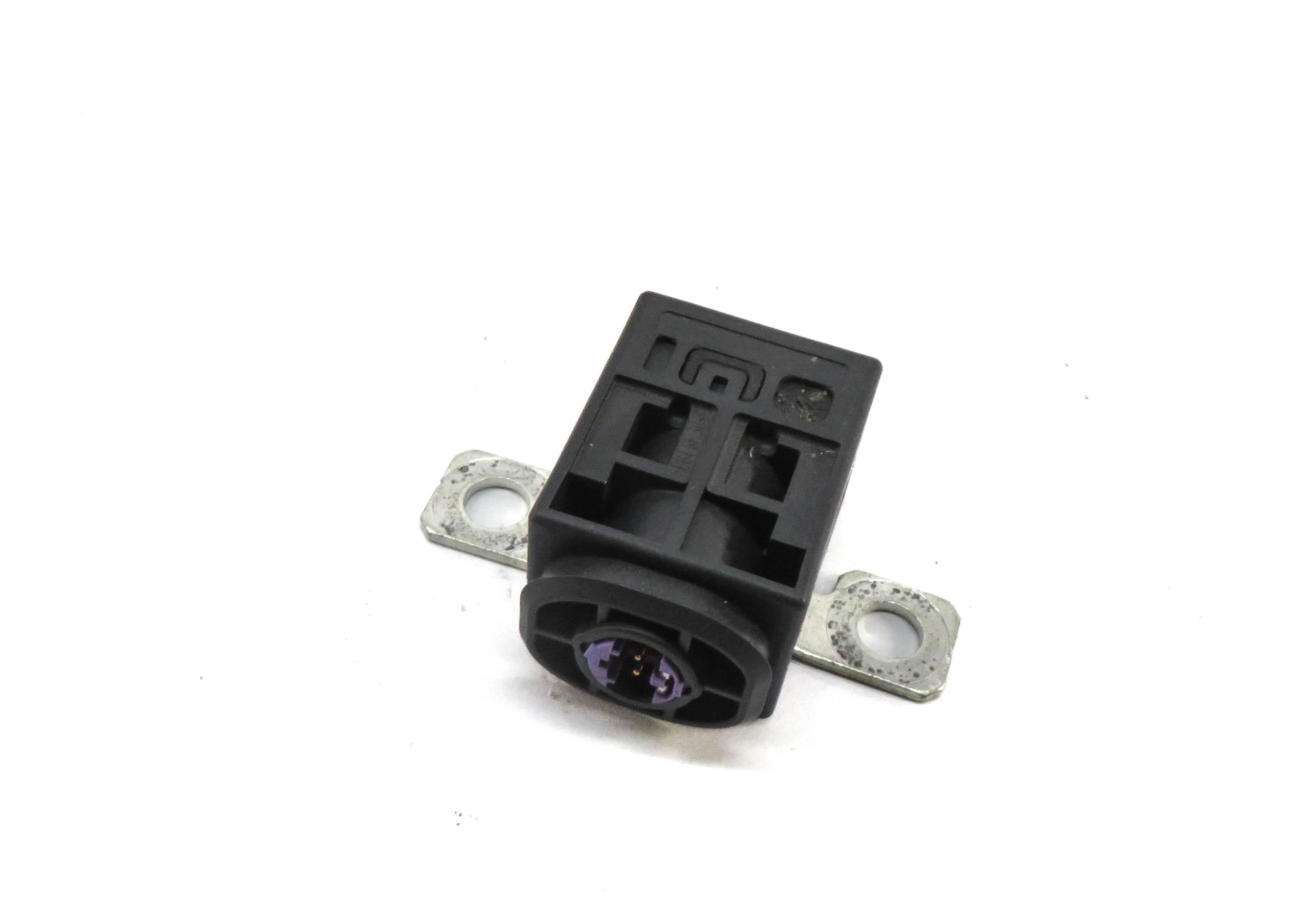 2014 AUDI Q7 (4L) BATTERY OVERLOAD PROTECTION SWITCH FUSE — exact item pictured