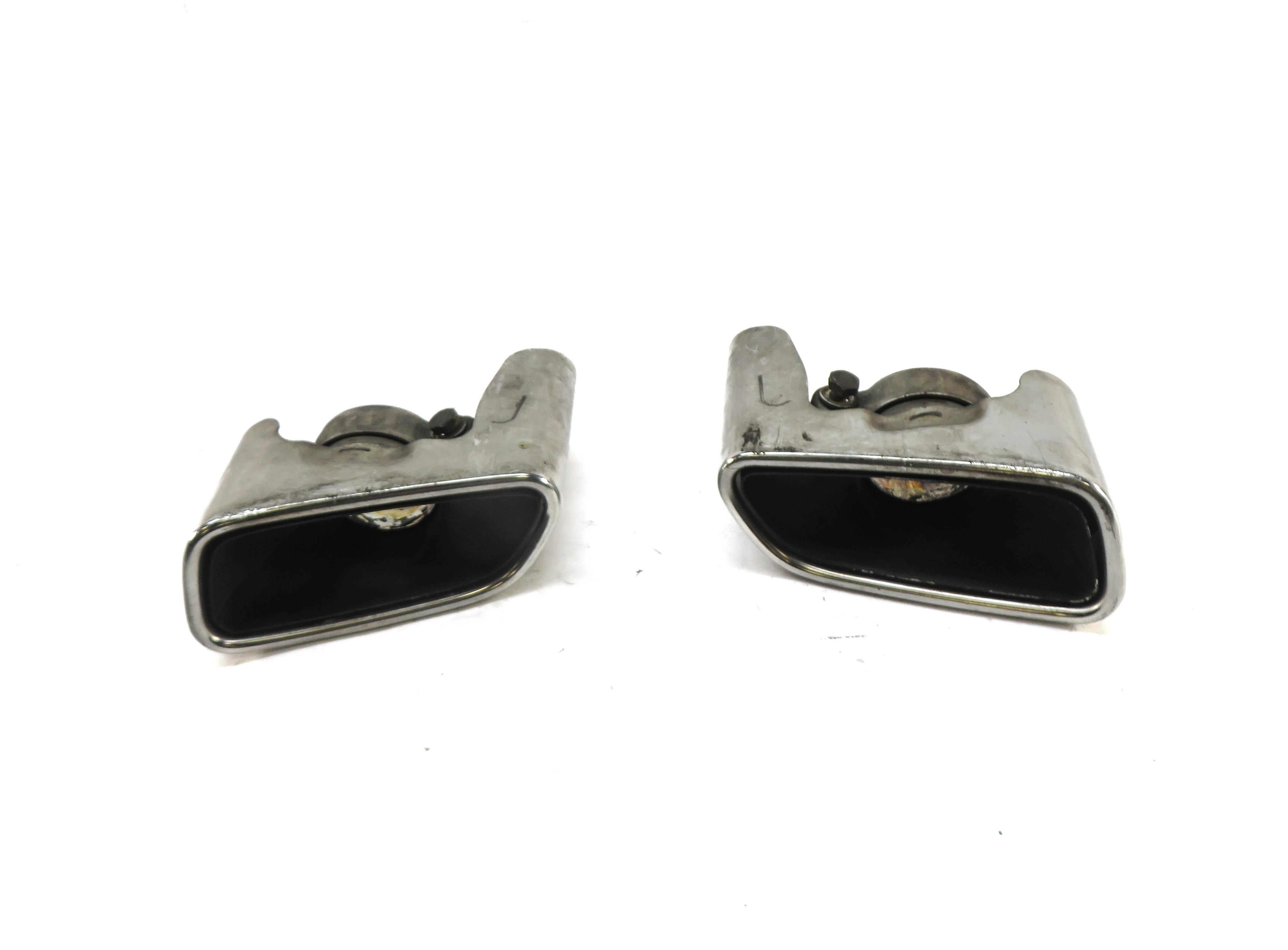 17-20 MERCEDES SLC300 SLK300 (R172) LEFT & RIGHT MUFFLER PIPE EXHAUST TIP SET-2 — exact item pictured