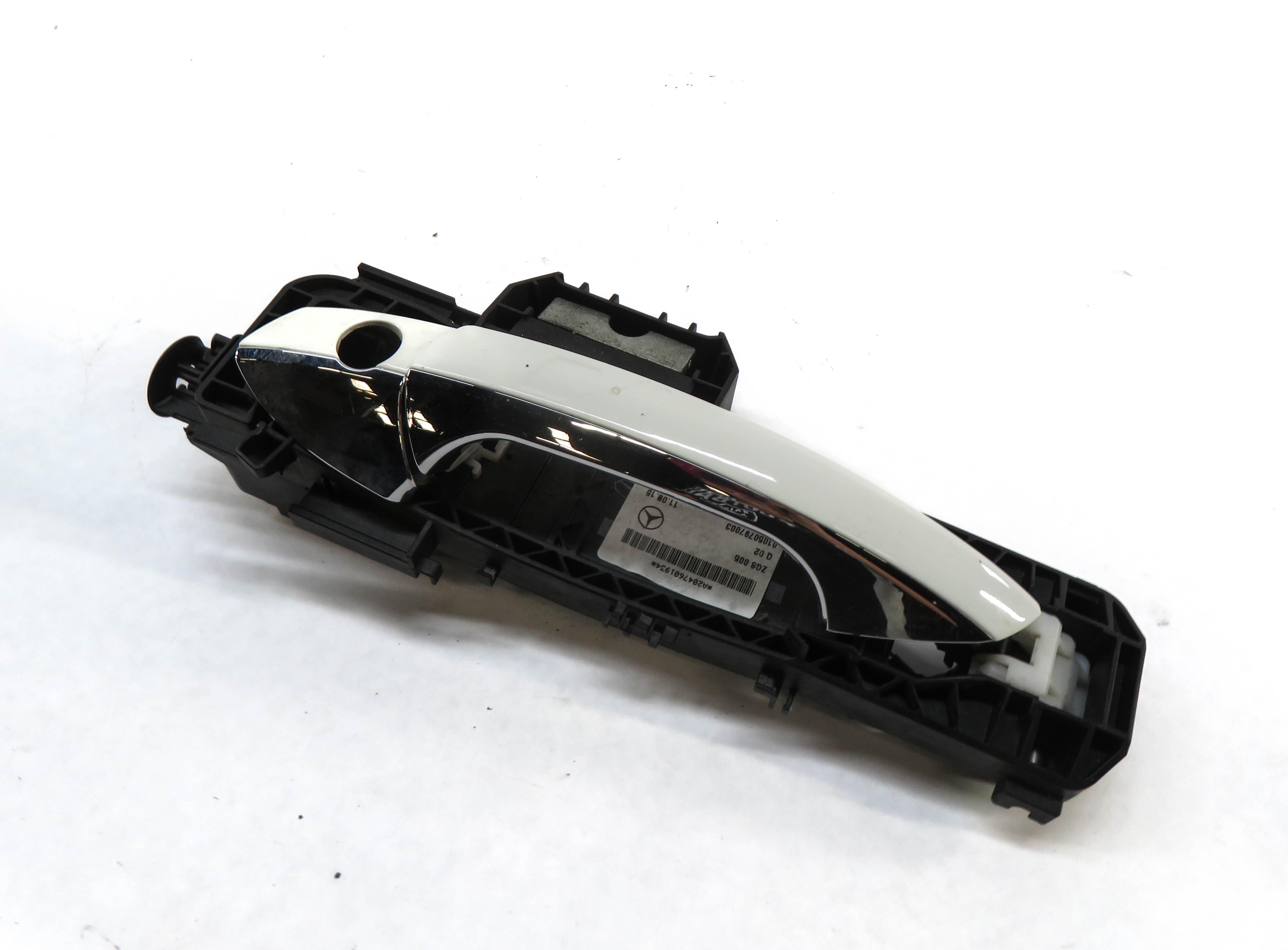 2012-2020 MERCEDES SLC SLK CLASS (R172) DRIVER KEYLESS GO DOOR HANDLE (WHTIE) — exact item pictured