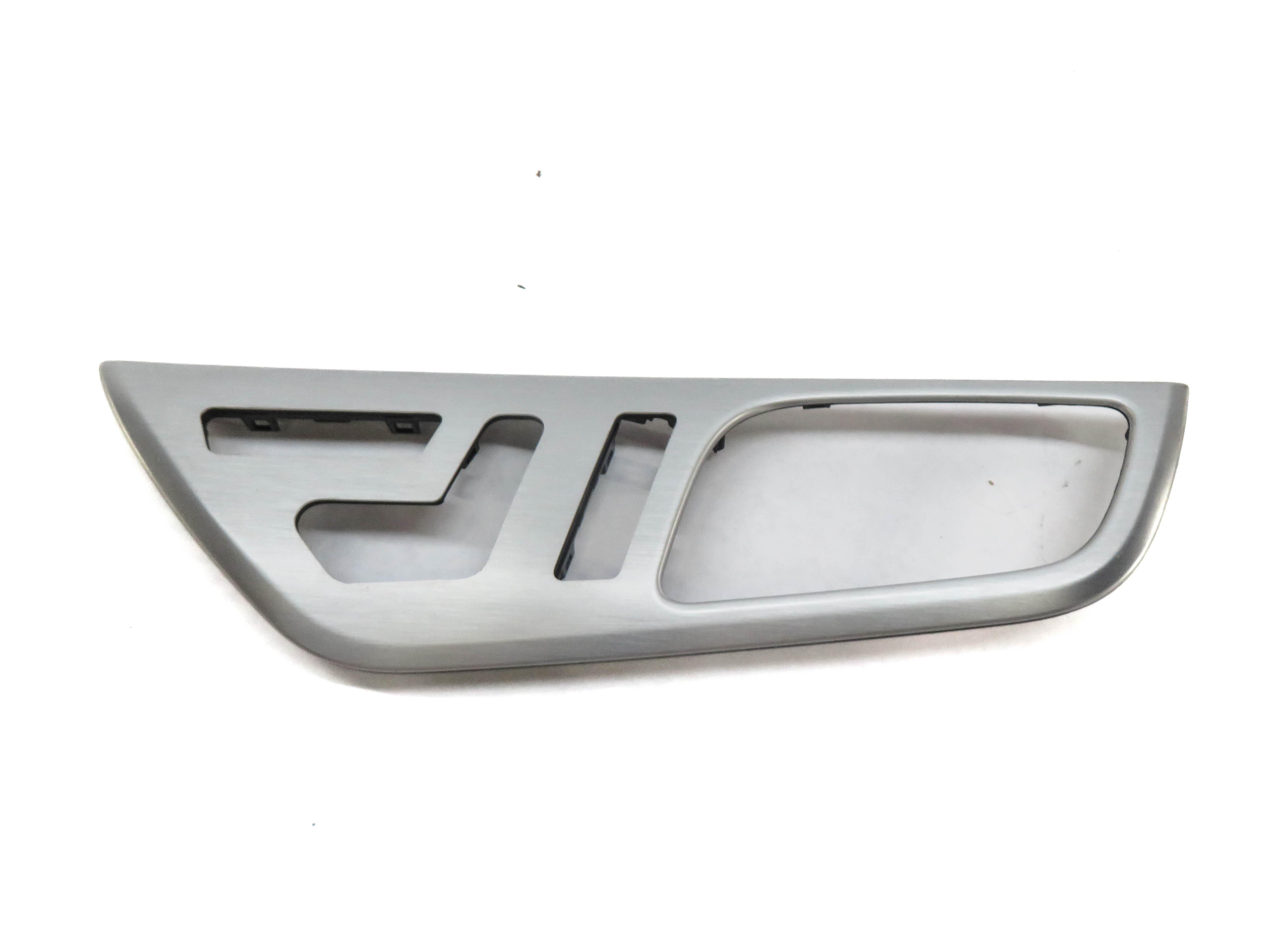 2016 MERCEDES SLK300 (R172) RIGHT PASSENGER DOOR INTERIOR TRIM (BRUSHED STEEL) — exact item pictured