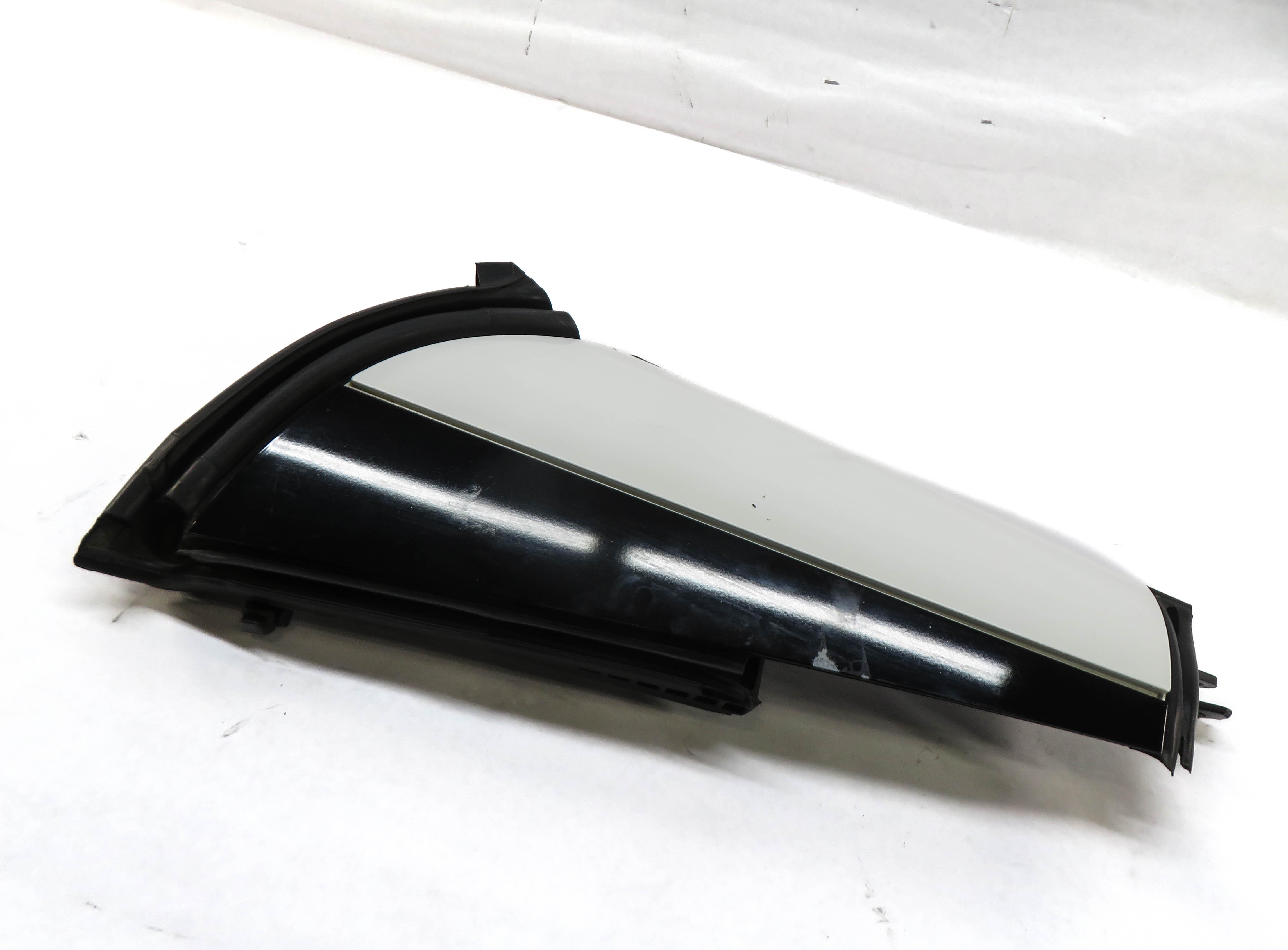 2016 MERCEDES SLK300 (R172) LEFT DRIVER C-PILLAR TRIM MOULDING (POLAR WHITE 149) — exact item pictured