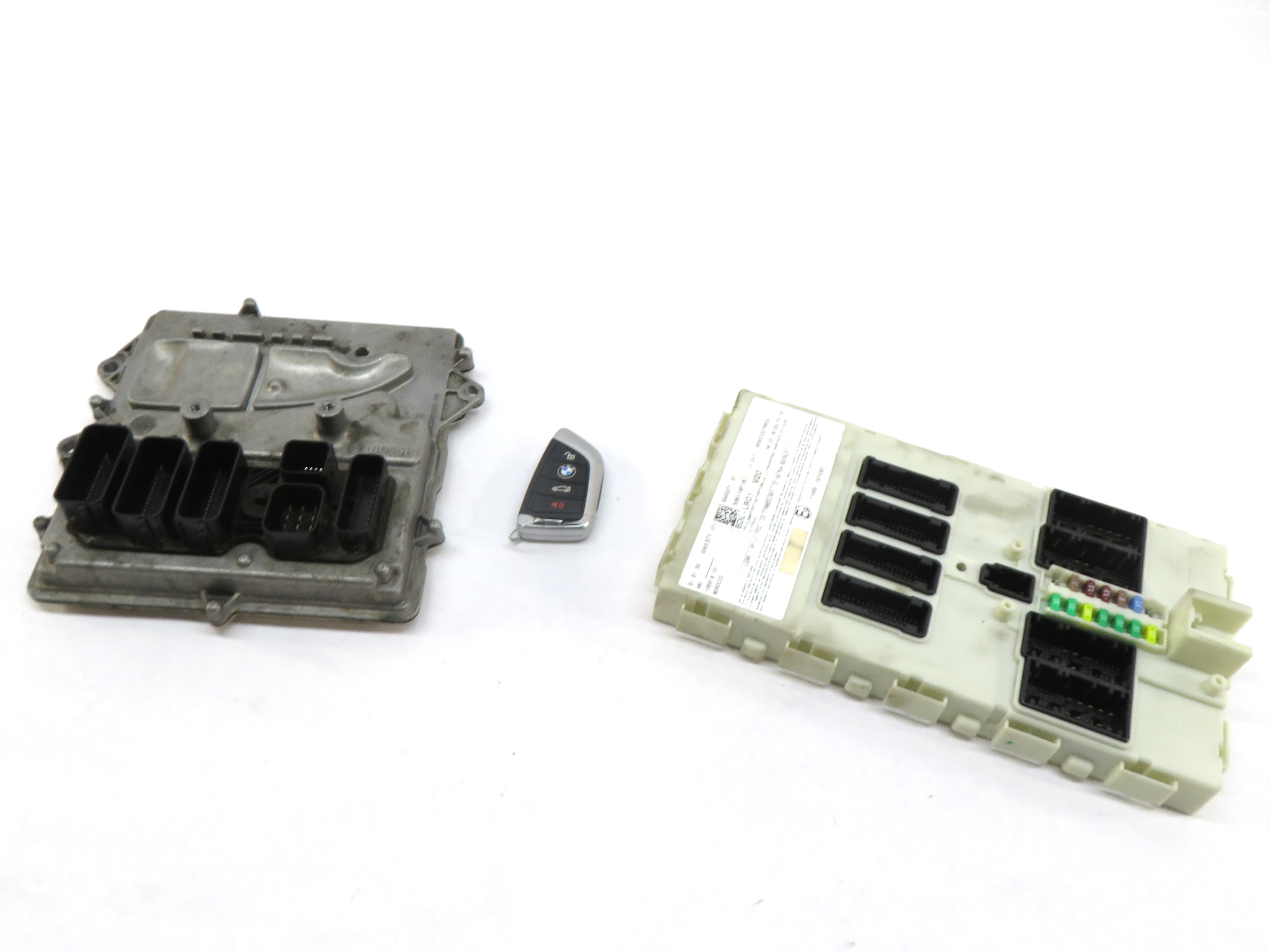 2014-2018 BMW X5 (F15) 3.0L N55 ENGINE BODY CONTROL ECM BCM MODULE KEY FOB SET — exact item pictured