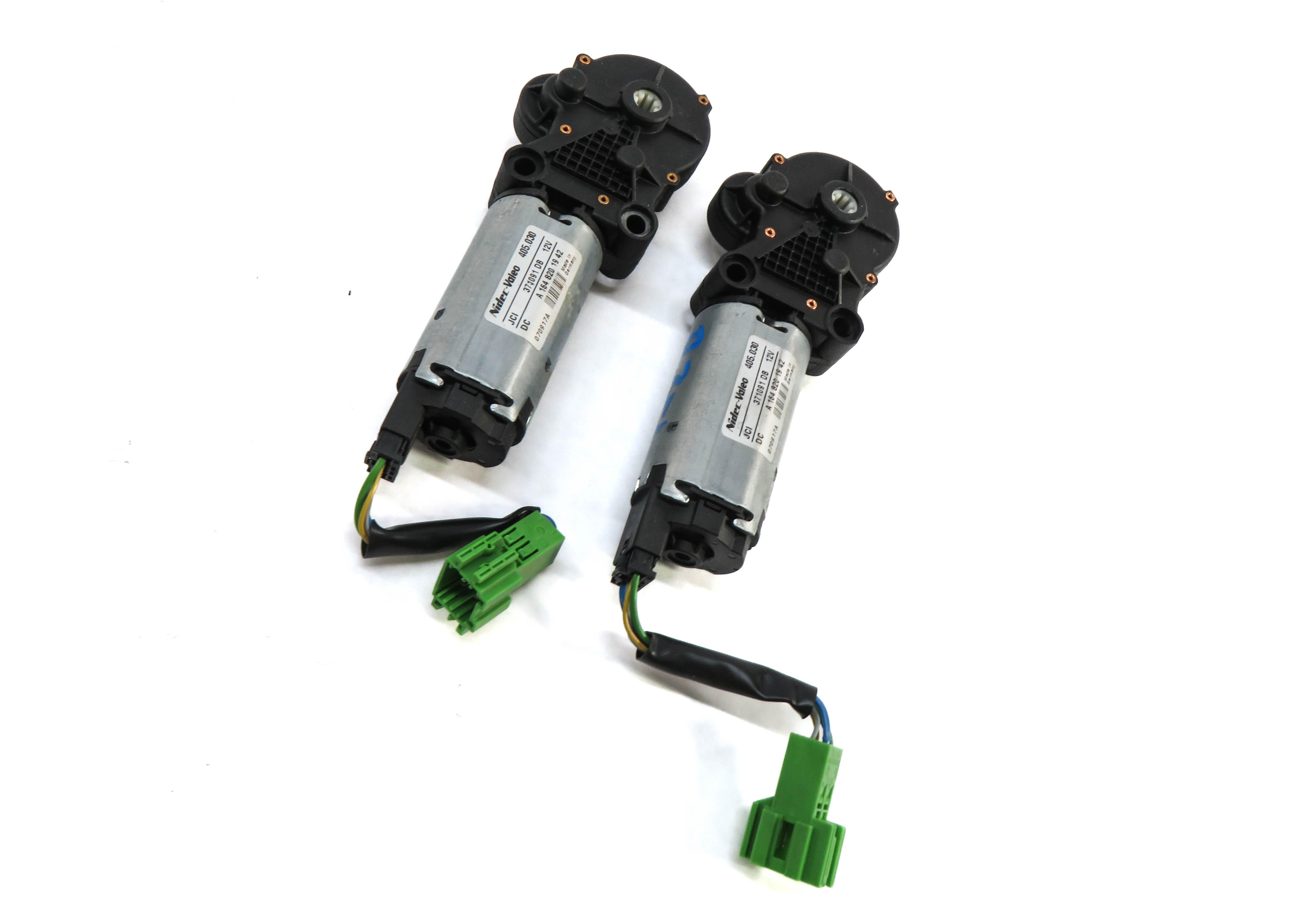 2008 MERCEDES GL450 (X164) REAR 3rd THIRD ROW SEAT ADJUSTMENT MOTOR SET — exact item pictured