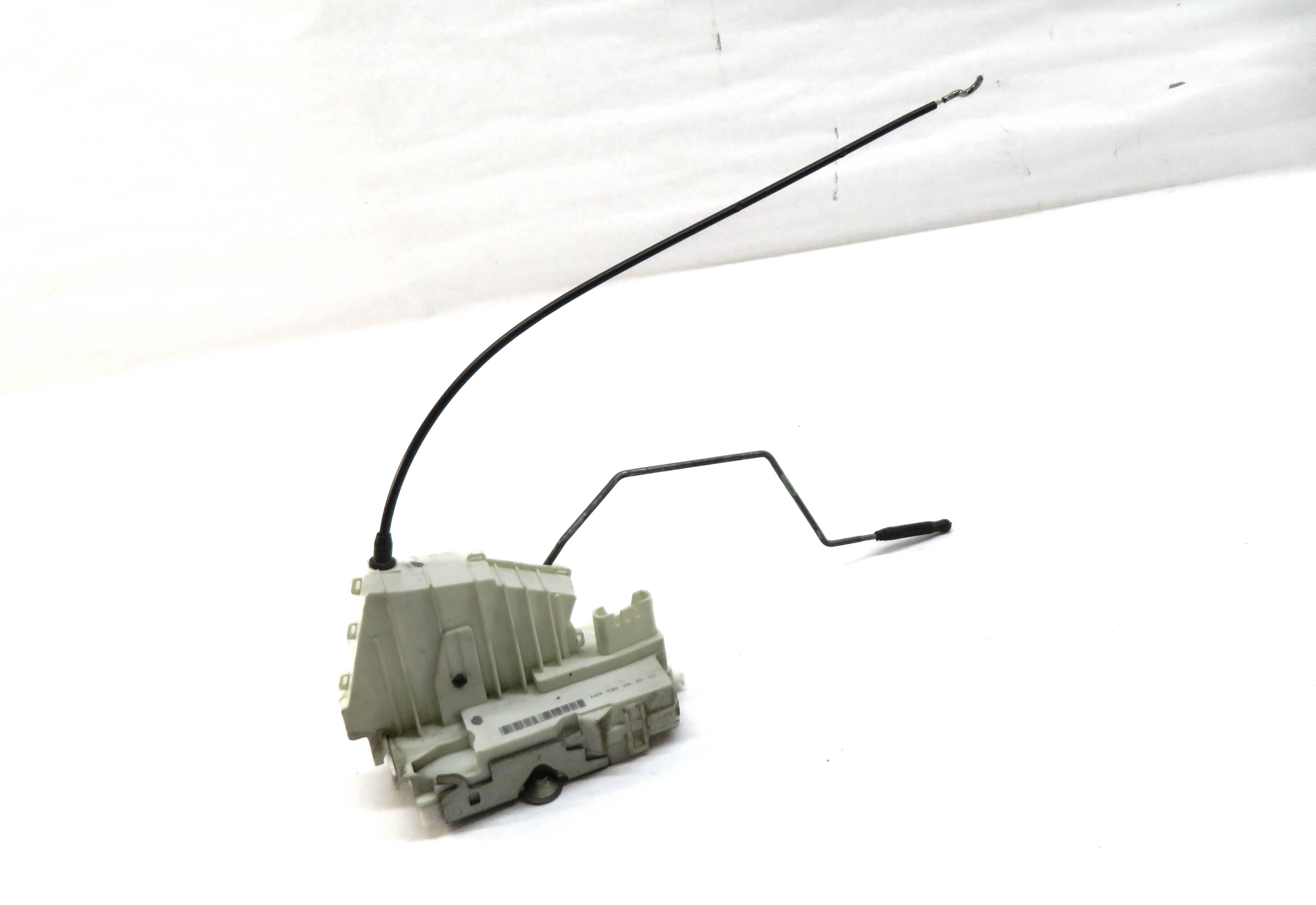 2007-2012 MERCEDES GL ML (W164 X164) LEFT FRONT DRIVER KEYLESS GO DOOR LATCH — exact item pictured