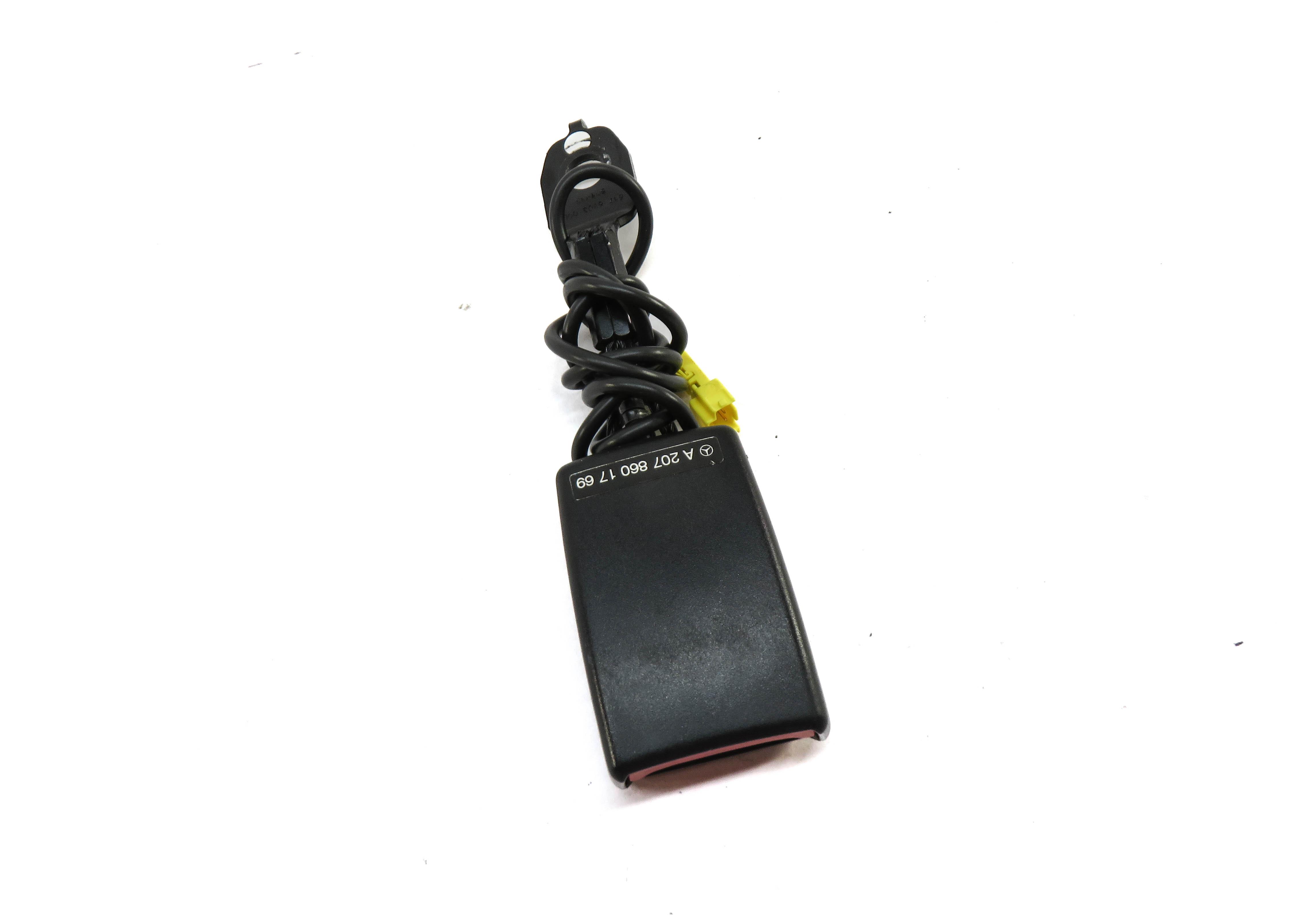 10-17 MERCEDES C E (A207 C204 C207) COUPE CONVERTIBLE DRIVER SEATBELT RECEIVER — exact item pictured