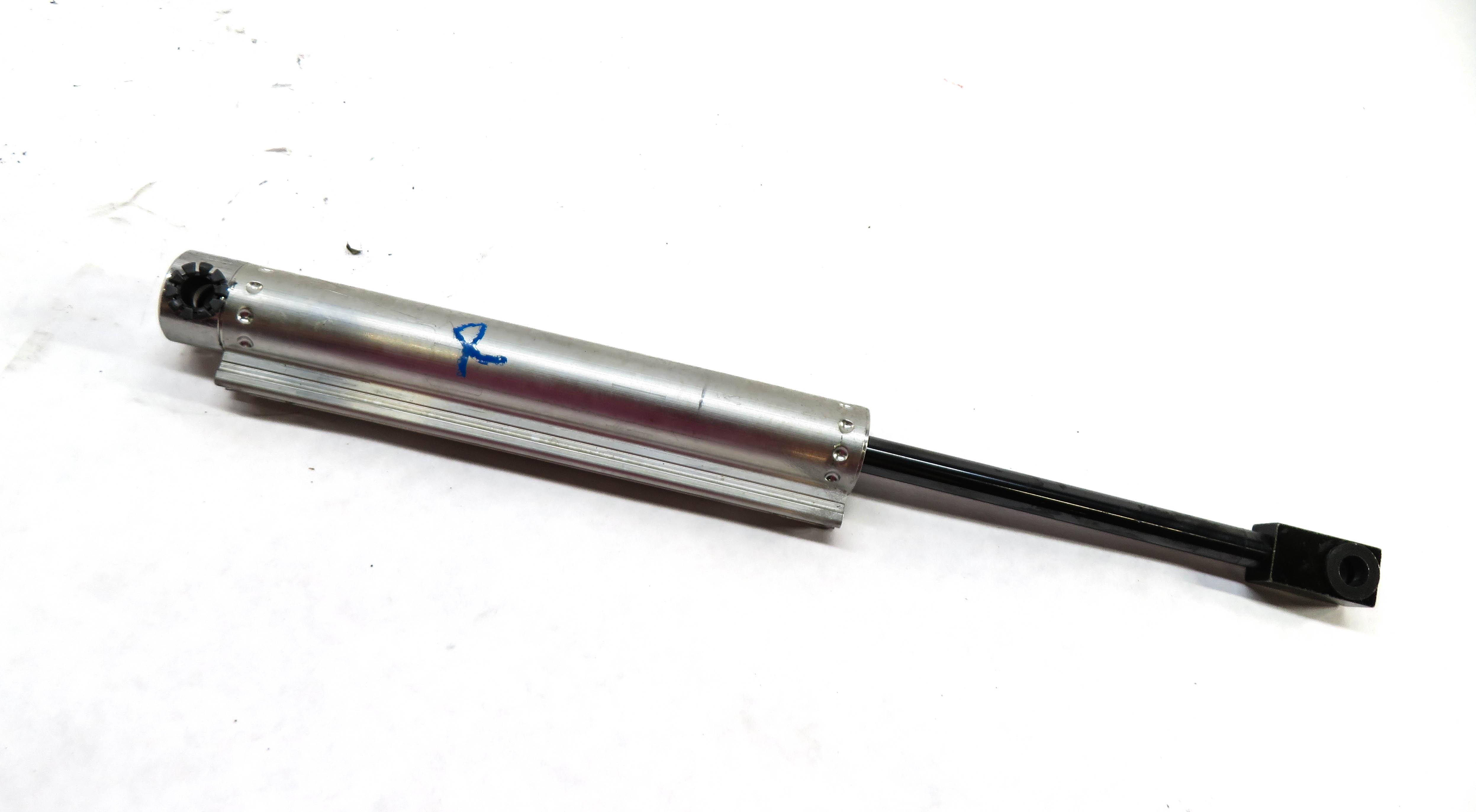 11-17 MERCEDES E350 E400 E550 (A207) RIGHT CENTER CONVERTIBLE TOP HYDRAULIC RAM — exact item pictured