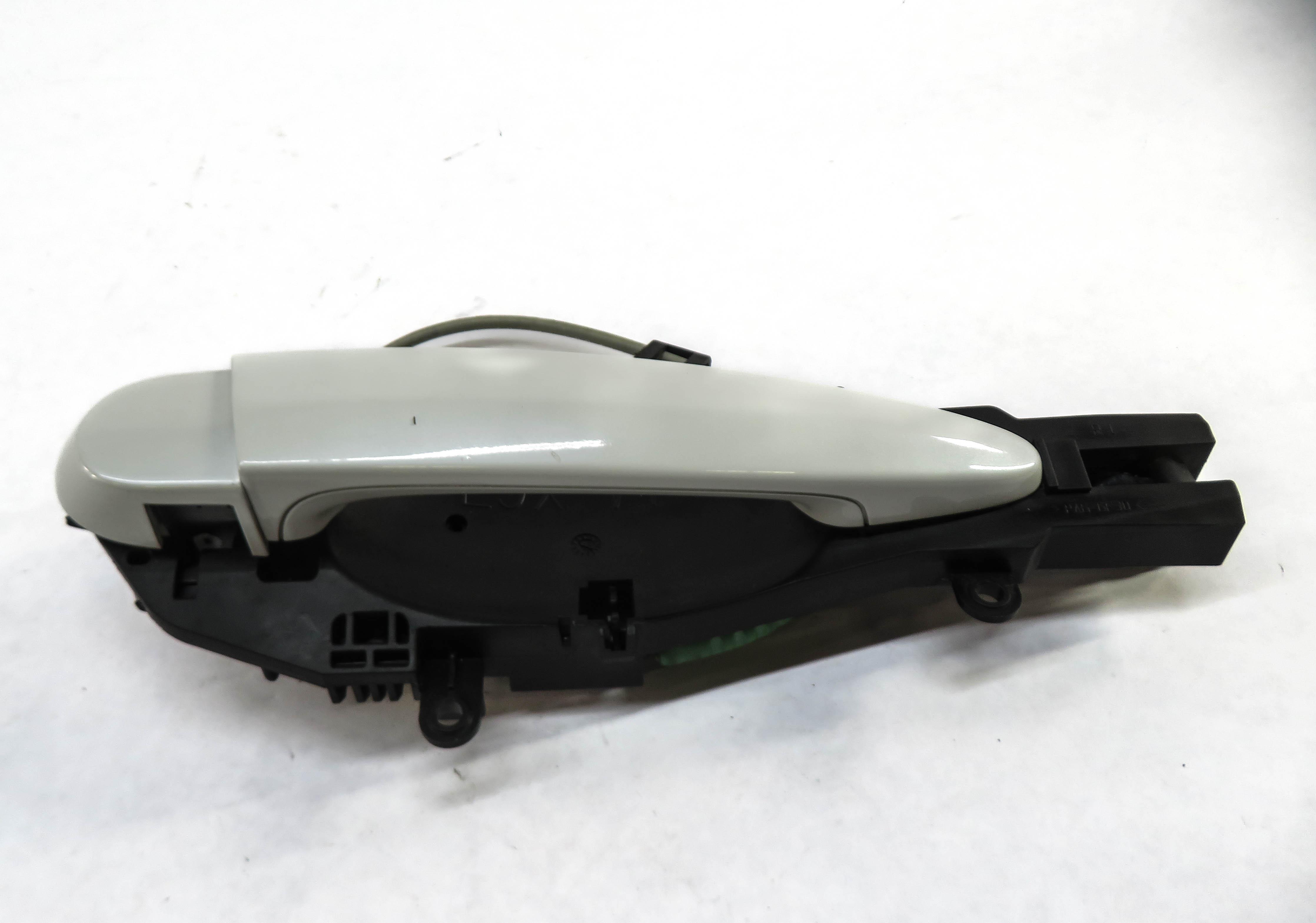 2008-2013 BMW 328i 335i M3 (E93) CONVERTIBLE - RIGHT COMFORT DOOR HANDLE (WHITE) — exact item pictured
