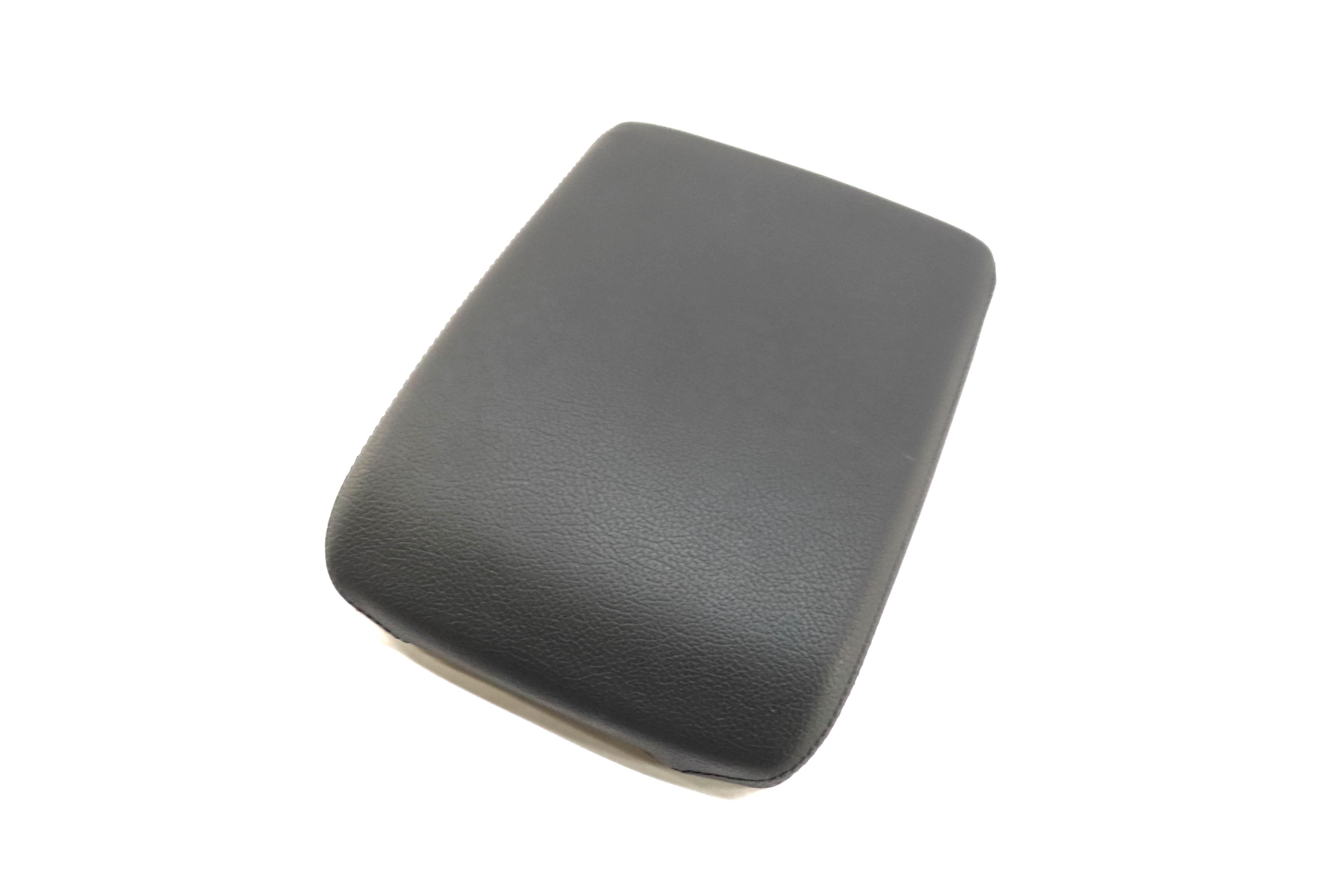 2018-2020 AUDI Q5 SQ5 (FY 80A) FRONT CENTER CONSOLE ARMREST LID (BLACK) — exact item pictured