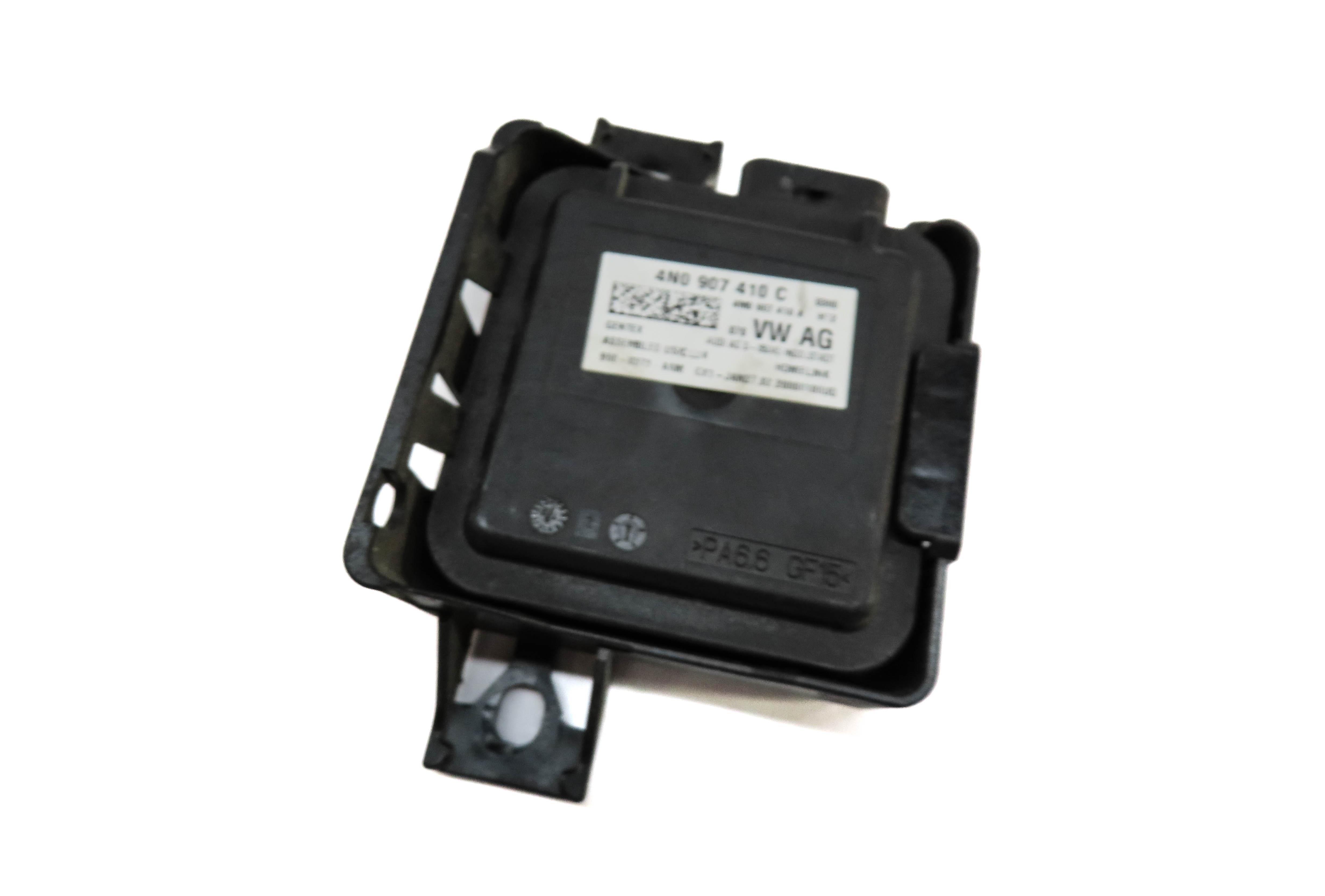2018-2021 AUDI Q5 SQ5 (FY 80A) HOMELINK GARAGE DOOR OPENER CONTROL MODULE — exact item pictured