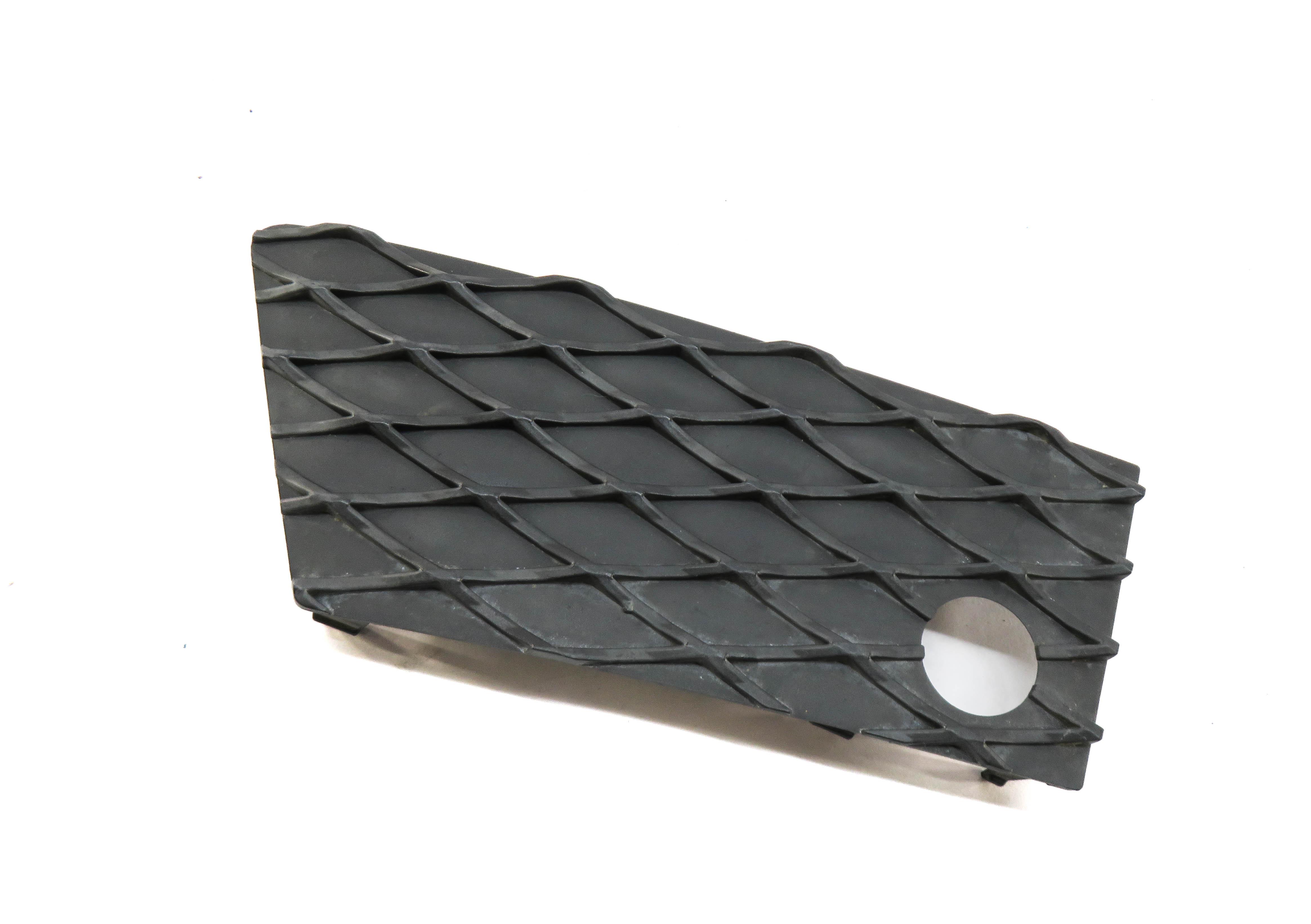 2013 MERCEDES GL450 (X166) LEFT FRONT DRIVER LOWER BUMPER GRILLE TRIM — exact item pictured