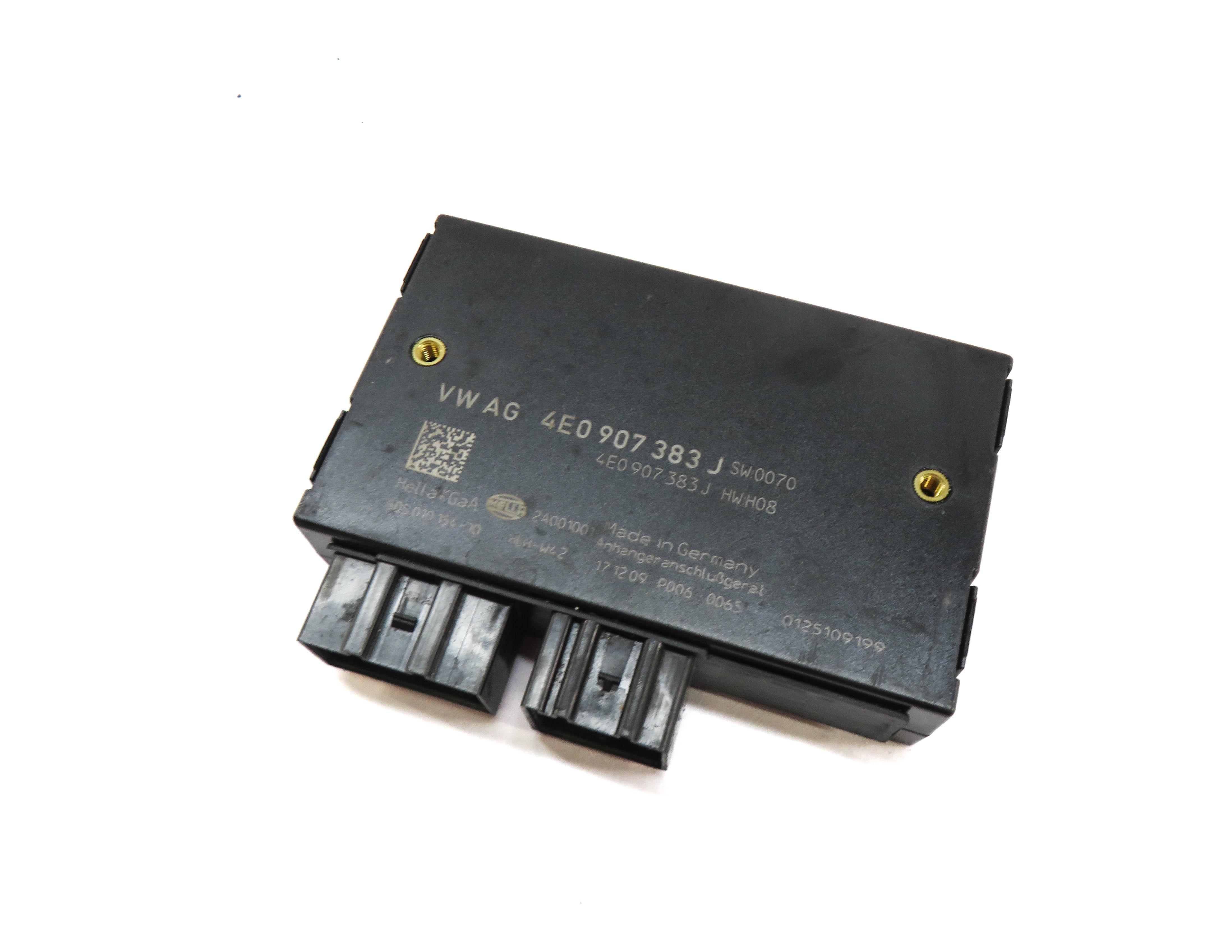 2007-2015 AUDI Q7 (4L) TRAILER HITCH TOW TOWING CONTROL MODULE — exact item pictured