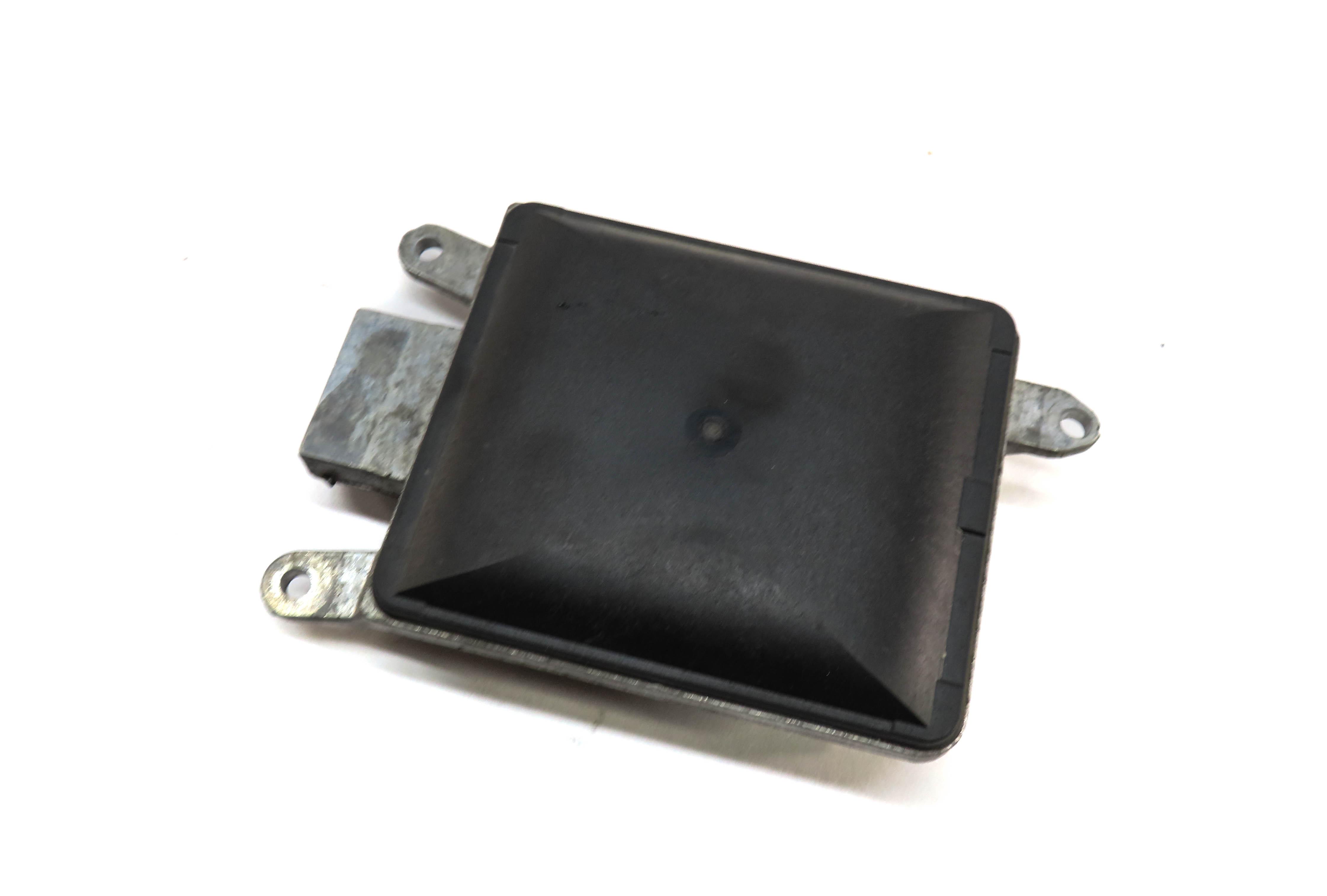 2012-2015 AUDI A6 S6 (C7) LEFT DRIVER REAR BLIND SPOT ALERT MODULE (SLAVE) — exact item pictured