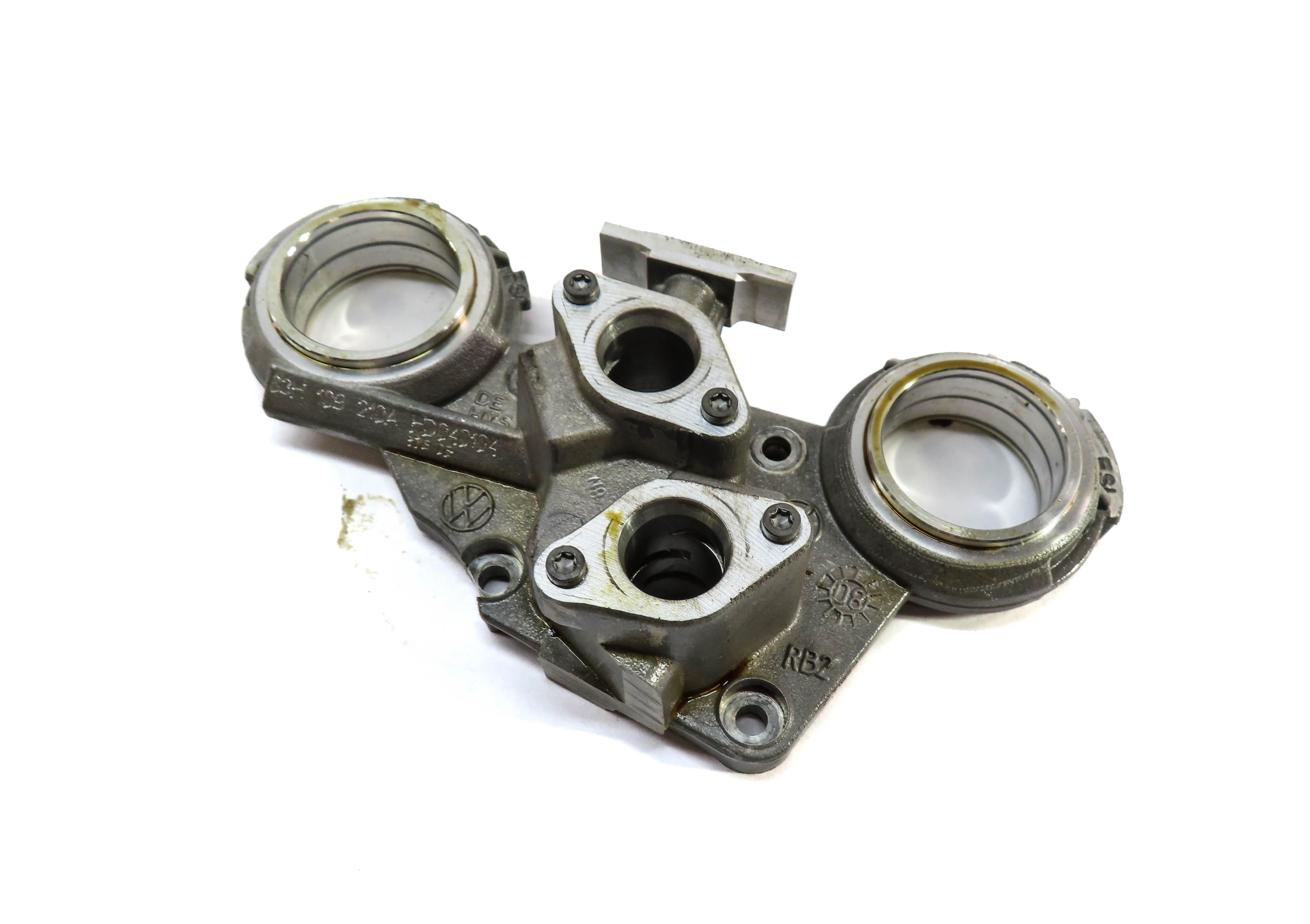 2007-2012 VW CC PASSAT TOUAREG AUDI Q7 (4L) 3.6L ENGINE VVT TIMING CASE COVER — exact item pictured