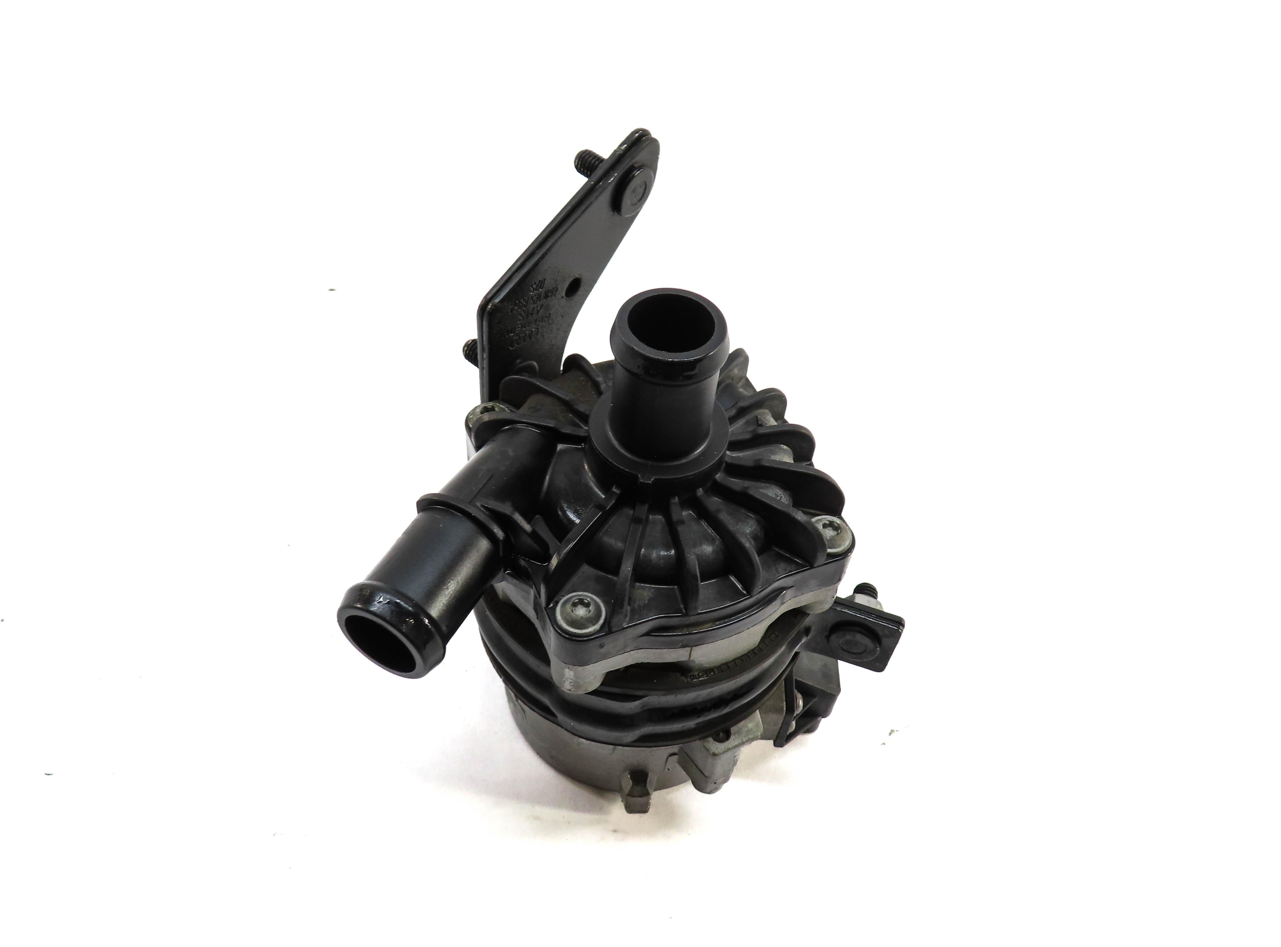 2012 AUDI A6 (C7) 3.0L CGXB SUPERCHARGED ENGINE AUXILIARY WATER COOLANT PUMP — exact item pictured