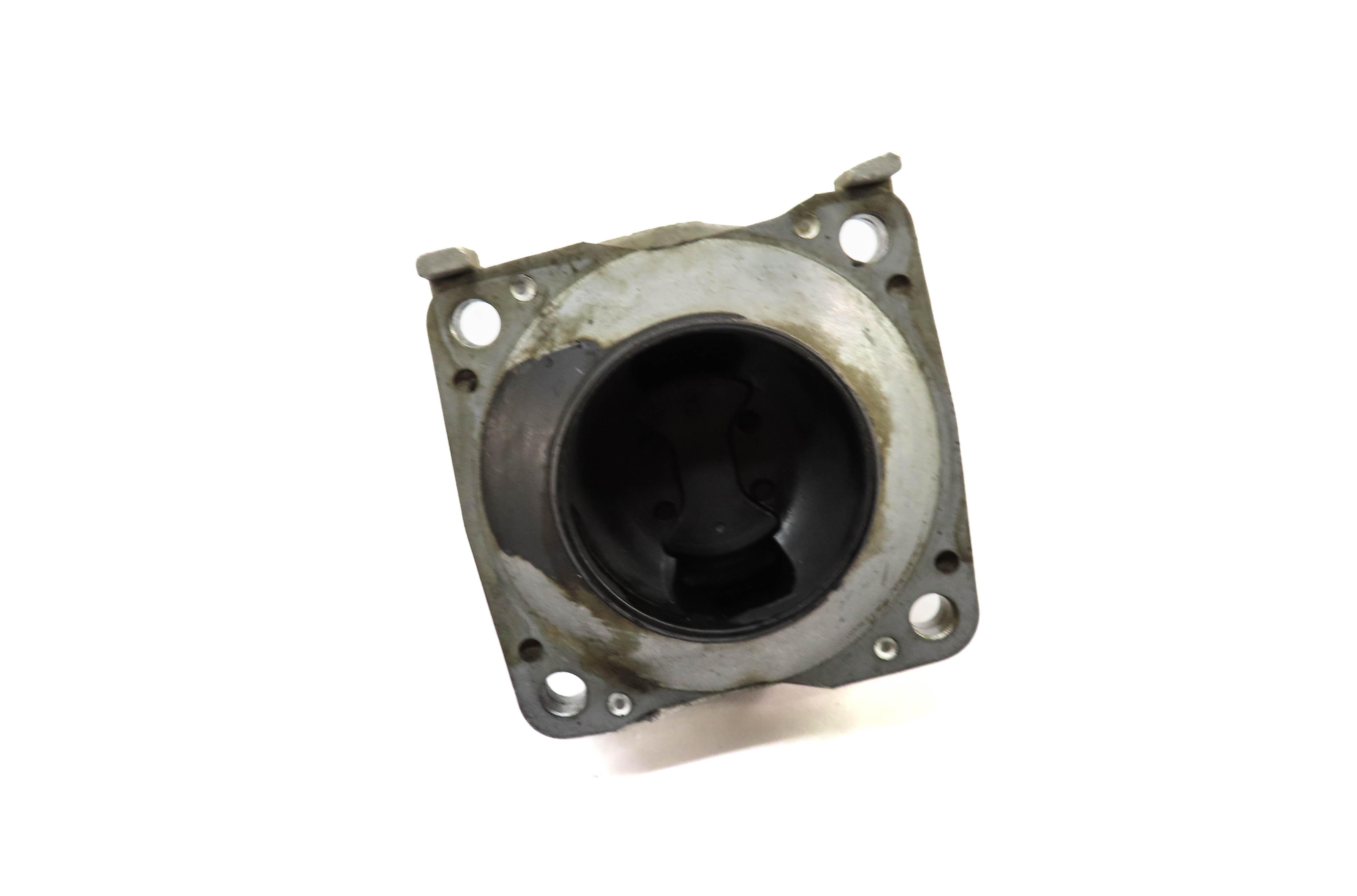 2013 MERCEDES GL450 (X166) TRANSMISSION MOUNT BRACKET — exact item pictured
