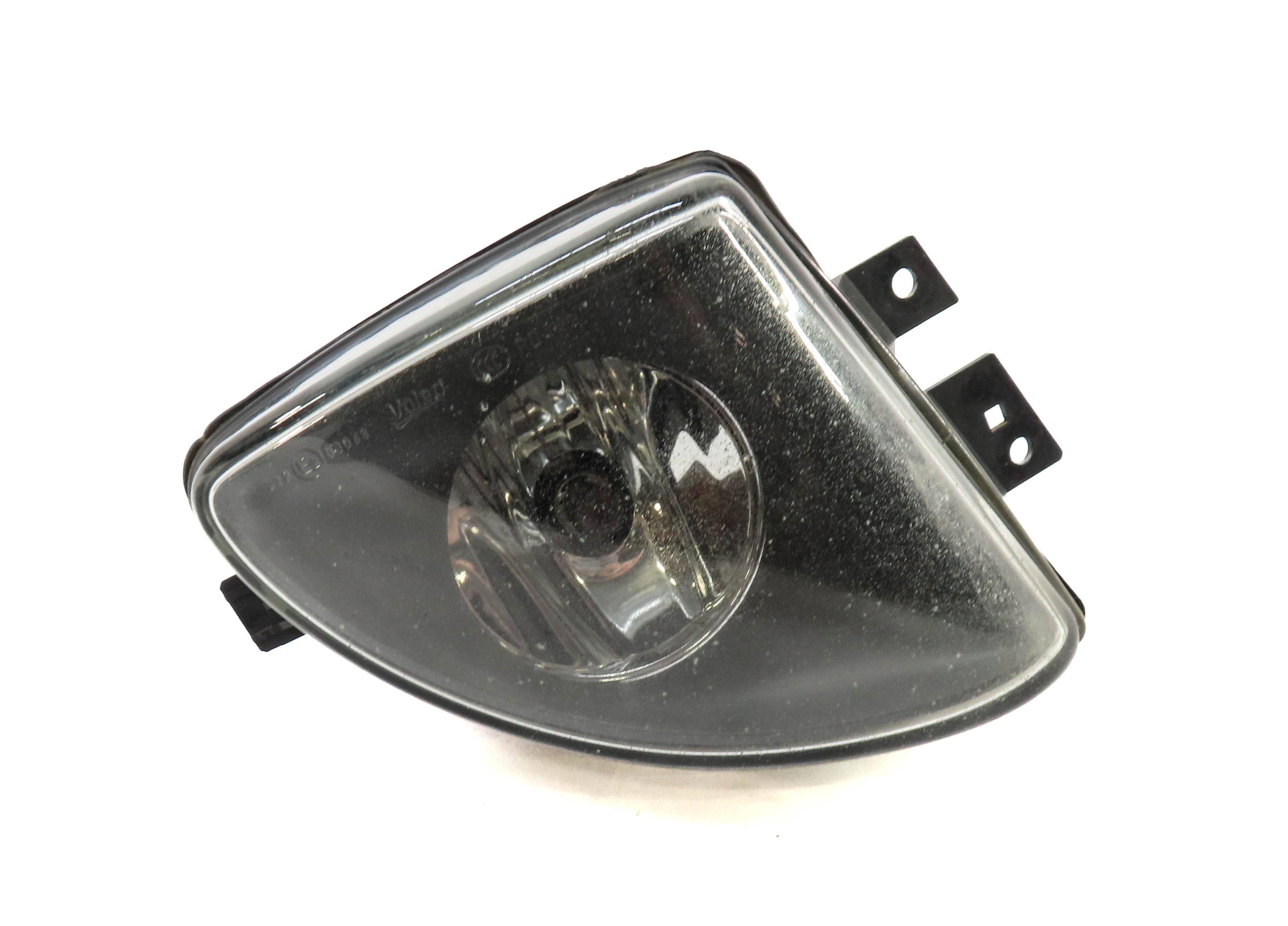 2011-2013 BMW 5-SERIES (F10) FRONT RIGHT PASSENGER FOGLIGHT FOG LIGHT LAMP — exact item pictured