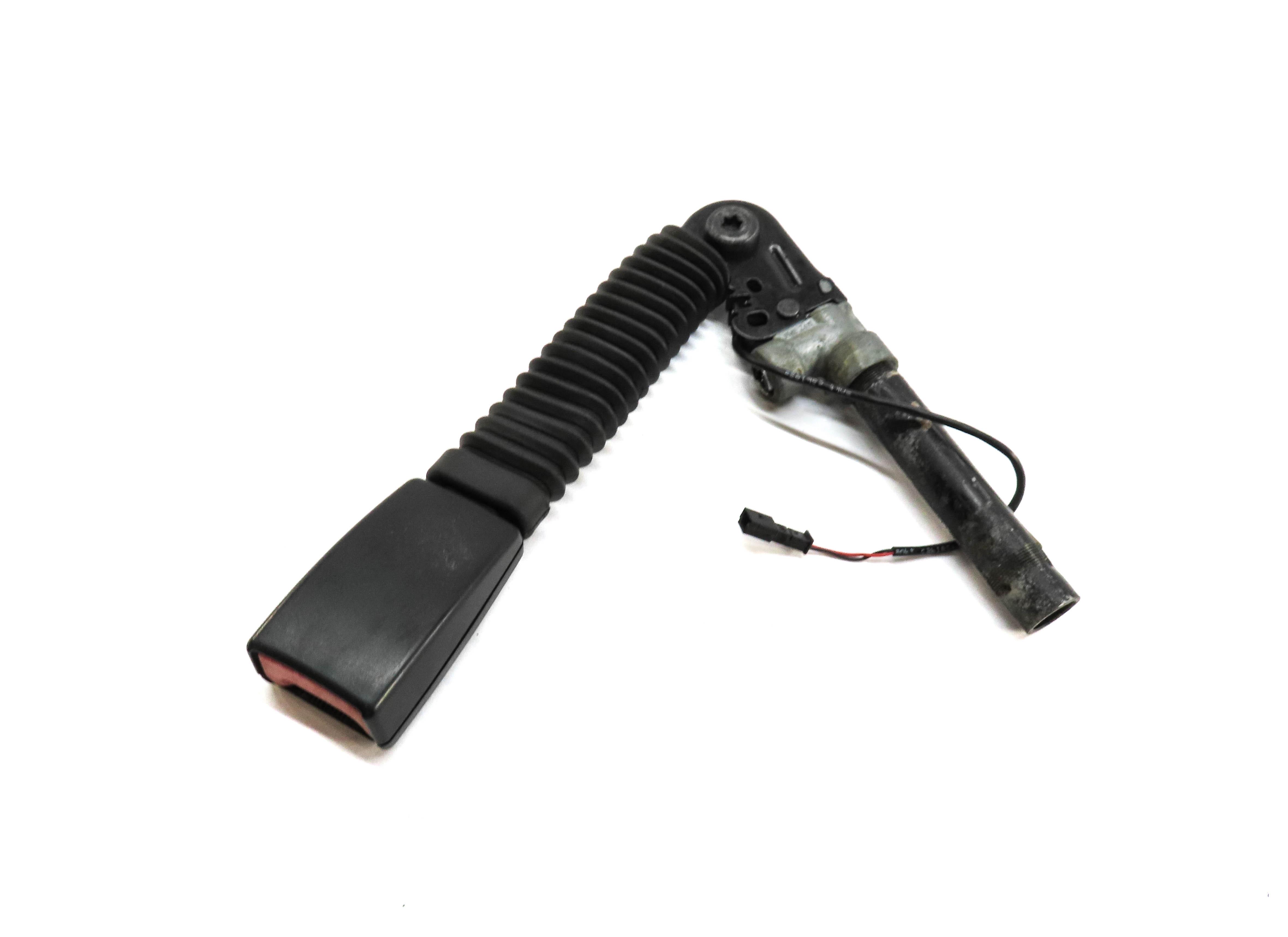 13-16 BMW 5 7 SERIES (F01 F10) FRONT RIGHT PASSENGER SEATBELT BUCKLE RECEIVER — exact item pictured