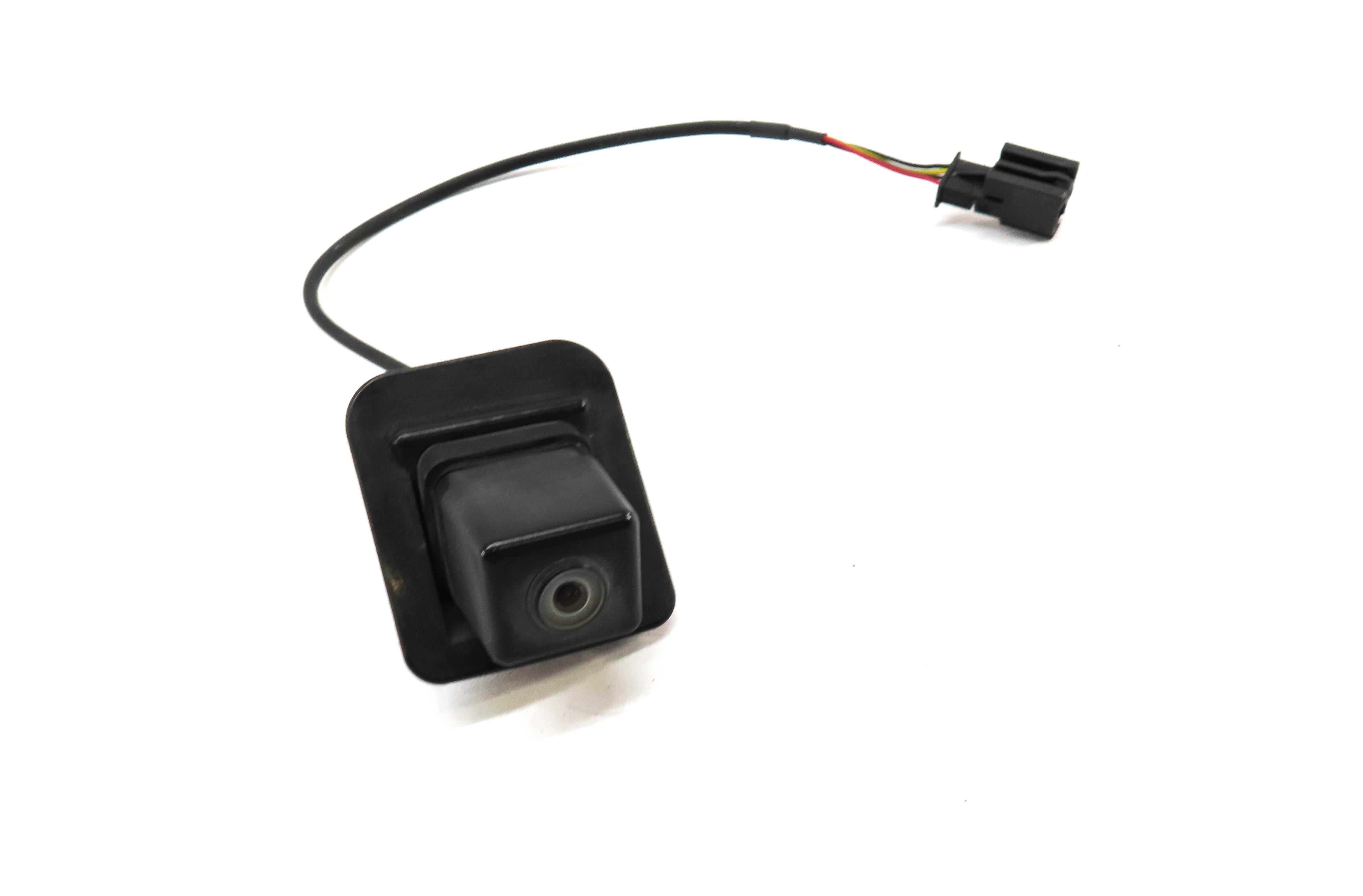 08-13 MERCEDES CL550 CL600 S350 S400 S450 S550 (W216 W221) BACKUP REVERSE CAMERA — exact item pictured