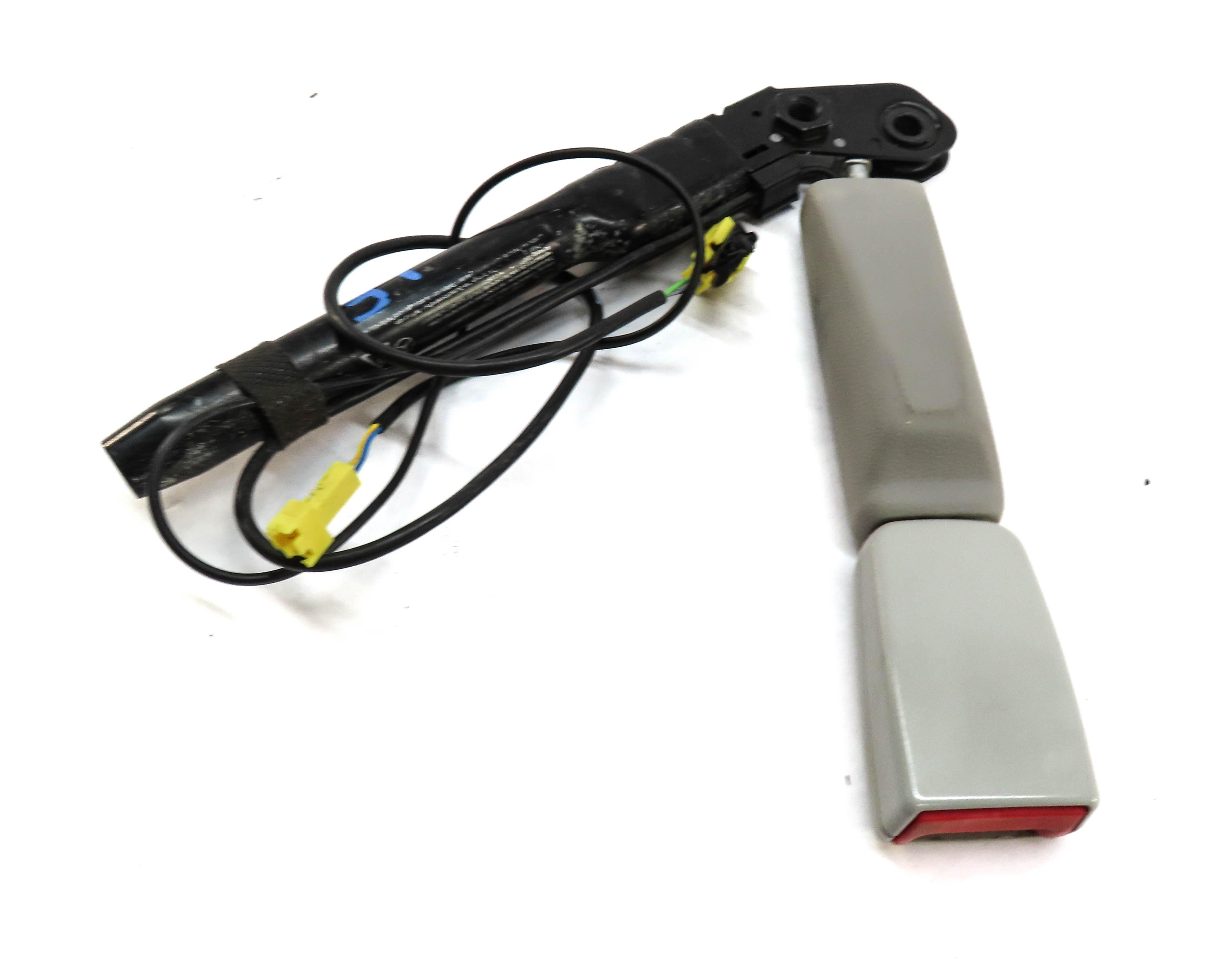 08-14 MERCEDES S CL CLASS W221 C216 LEFT FRONT DRIVER SEATBELT RECEIVER (GRAY) — exact item pictured