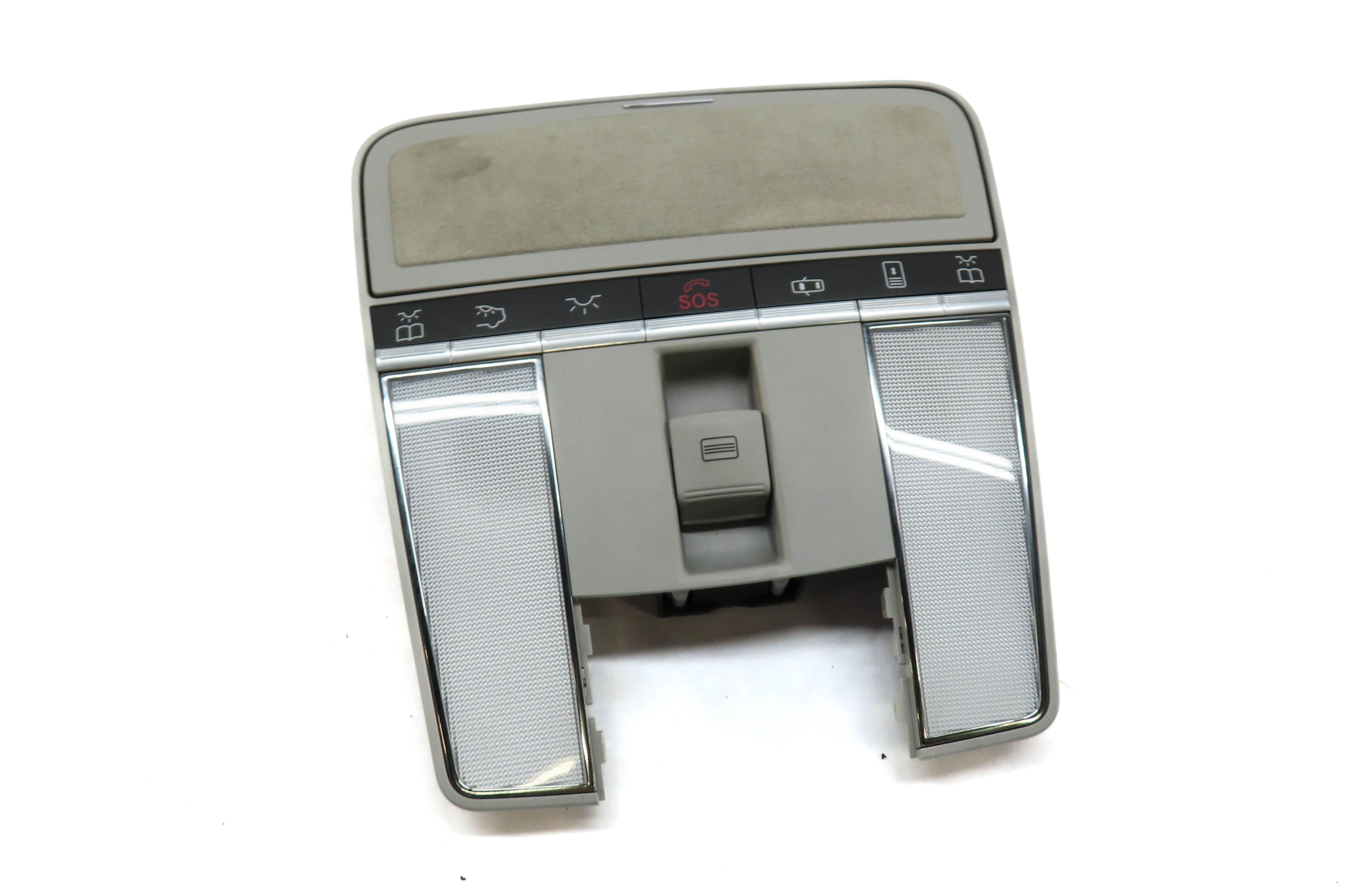 2011 MERCEDES S63 W221 FRONT CENTER ROOF OVERHEAD MAP DOME READING LIGHT (GRAY) — exact item pictured