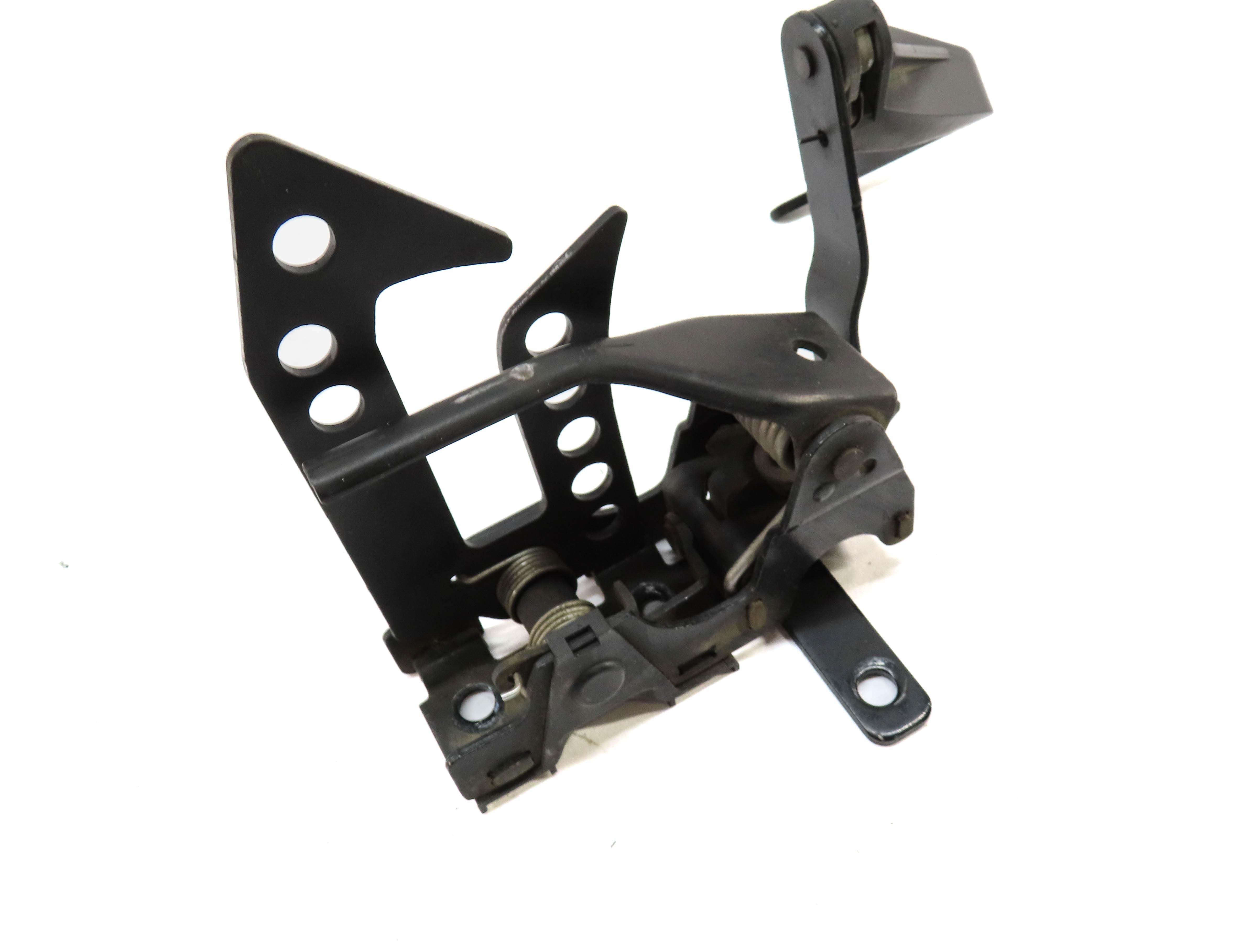 2011 MERCEDES S63 AMG (W221) HOOD SAFETY CATCH HOOK LATCH w/ RELEASE — exact item pictured