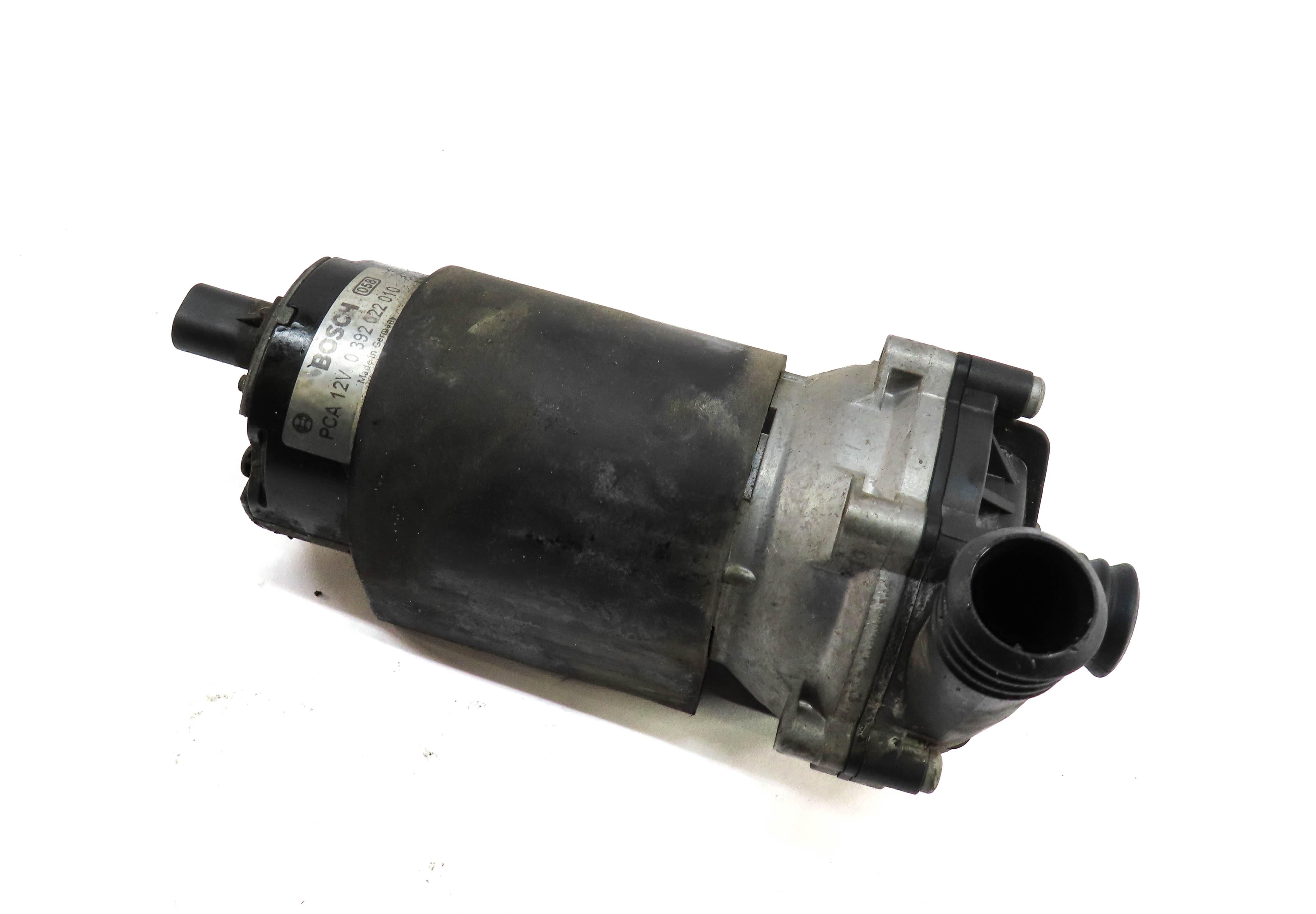2011 MERCEDES S63 (W221) 5.5L AMG ENGINE ELECTRIC COOLANT WATER PUMP 0005000386 — exact item pictured