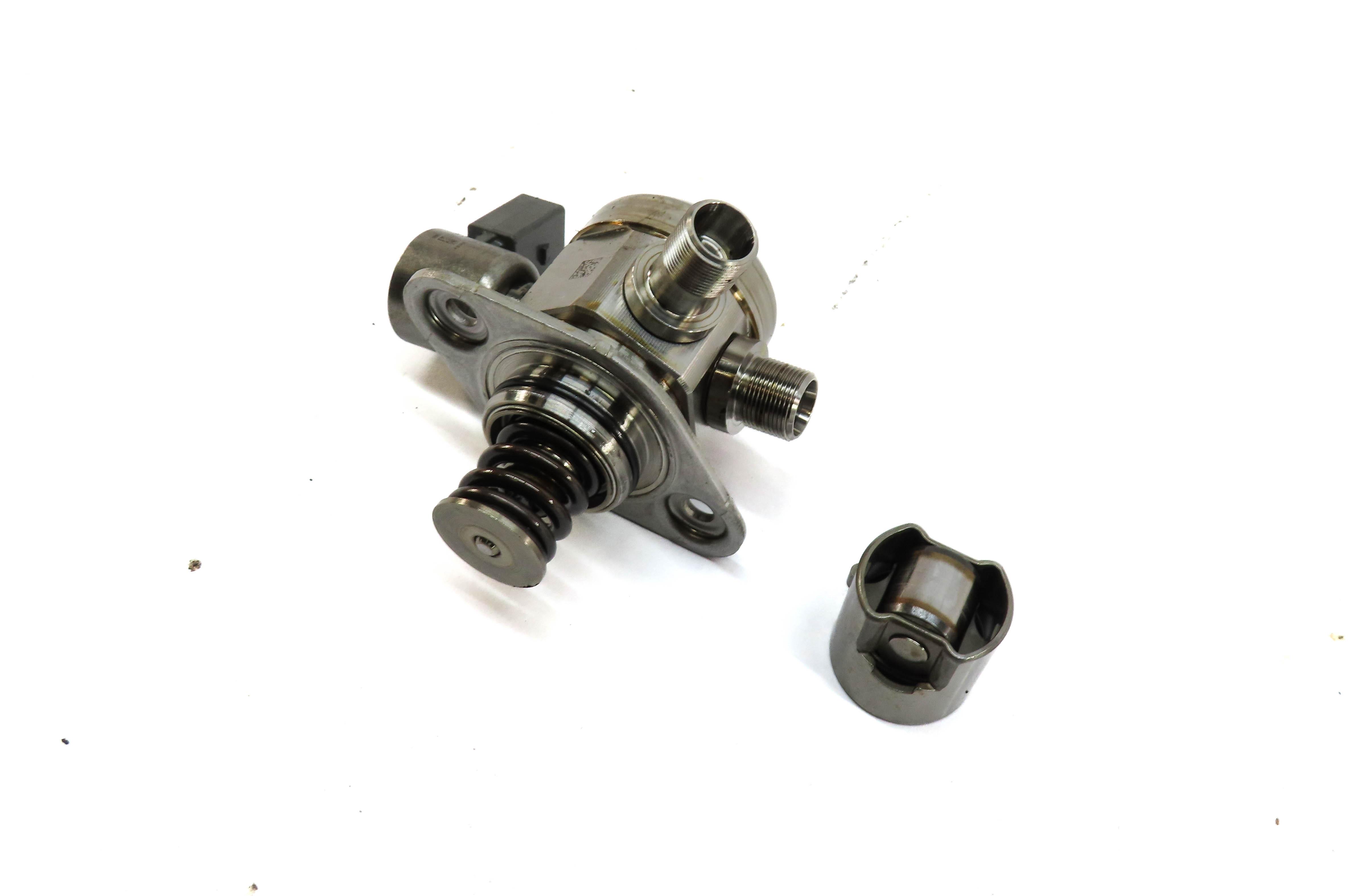 08-14 MERCEDES CL S CLASS (W216 W221) 5.5L AMG ENGINE HIGH PRESSURE FUEL PUMP — exact item pictured
