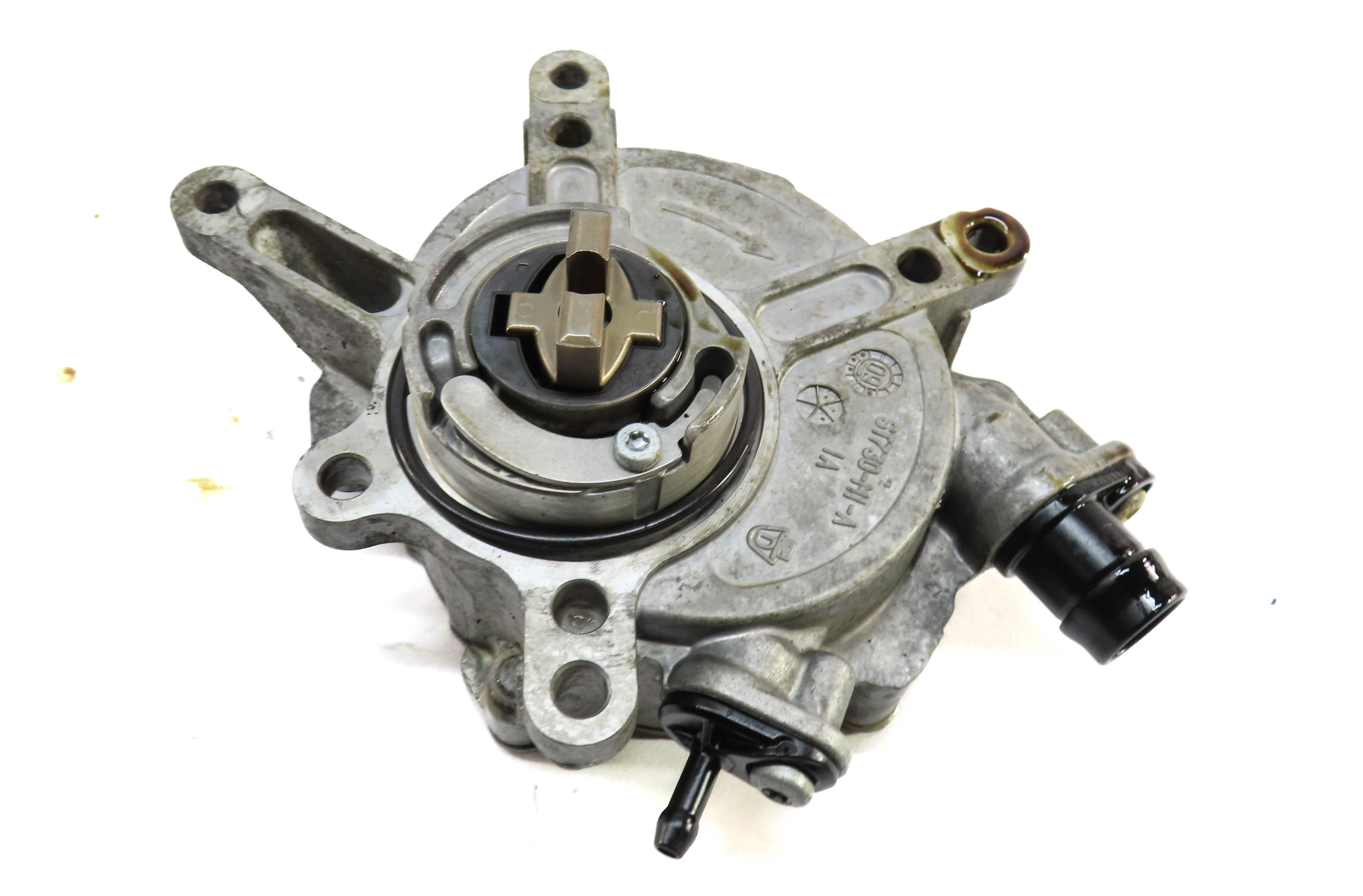 11-20 MERCEDES CL550 GL450 GL550 ML350 ML550 S400 S550 S600 SL550 - VACUUM PUMP — exact item pictured