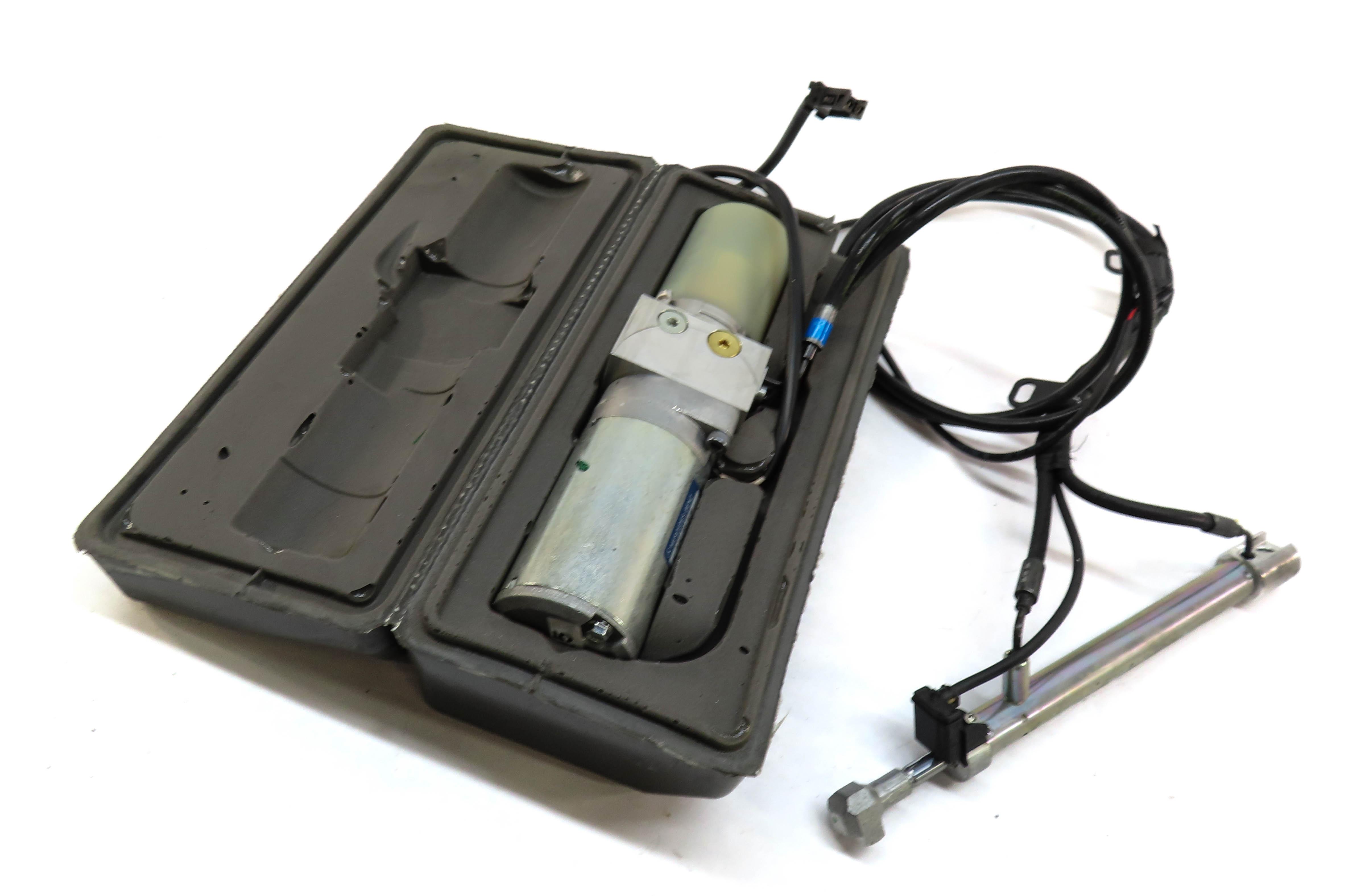 2011 MERCEDES S63 AMG (W221) TRUNK HYDRAULIC PUMP w/ RAM & LINES 2218001548 — exact item pictured