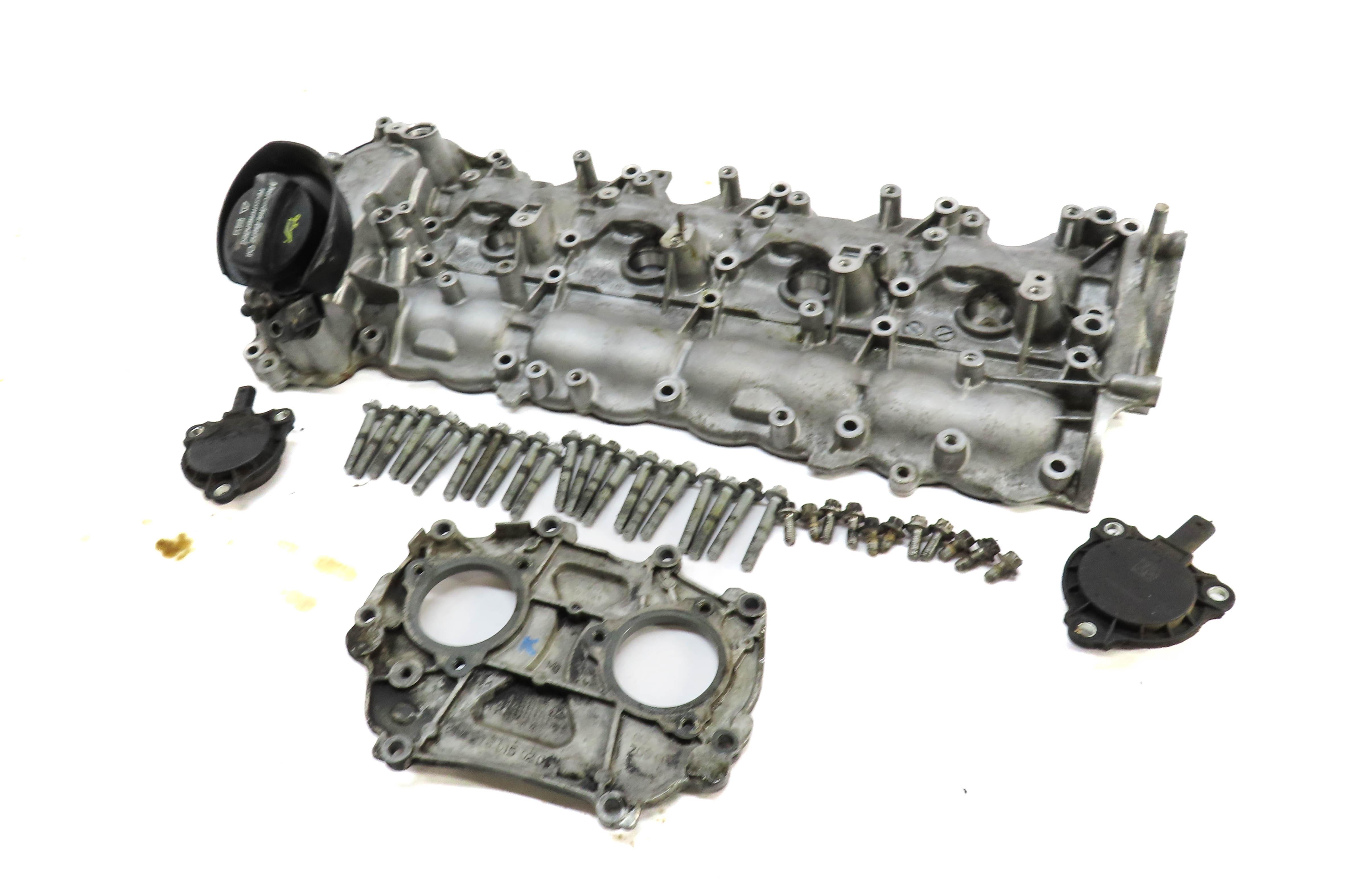 11-19 CL E G GL S SL CLS W212 W222 W218 5.5L AMG RIGHT CYLINDER HEAD VALVE COVER — exact item pictured