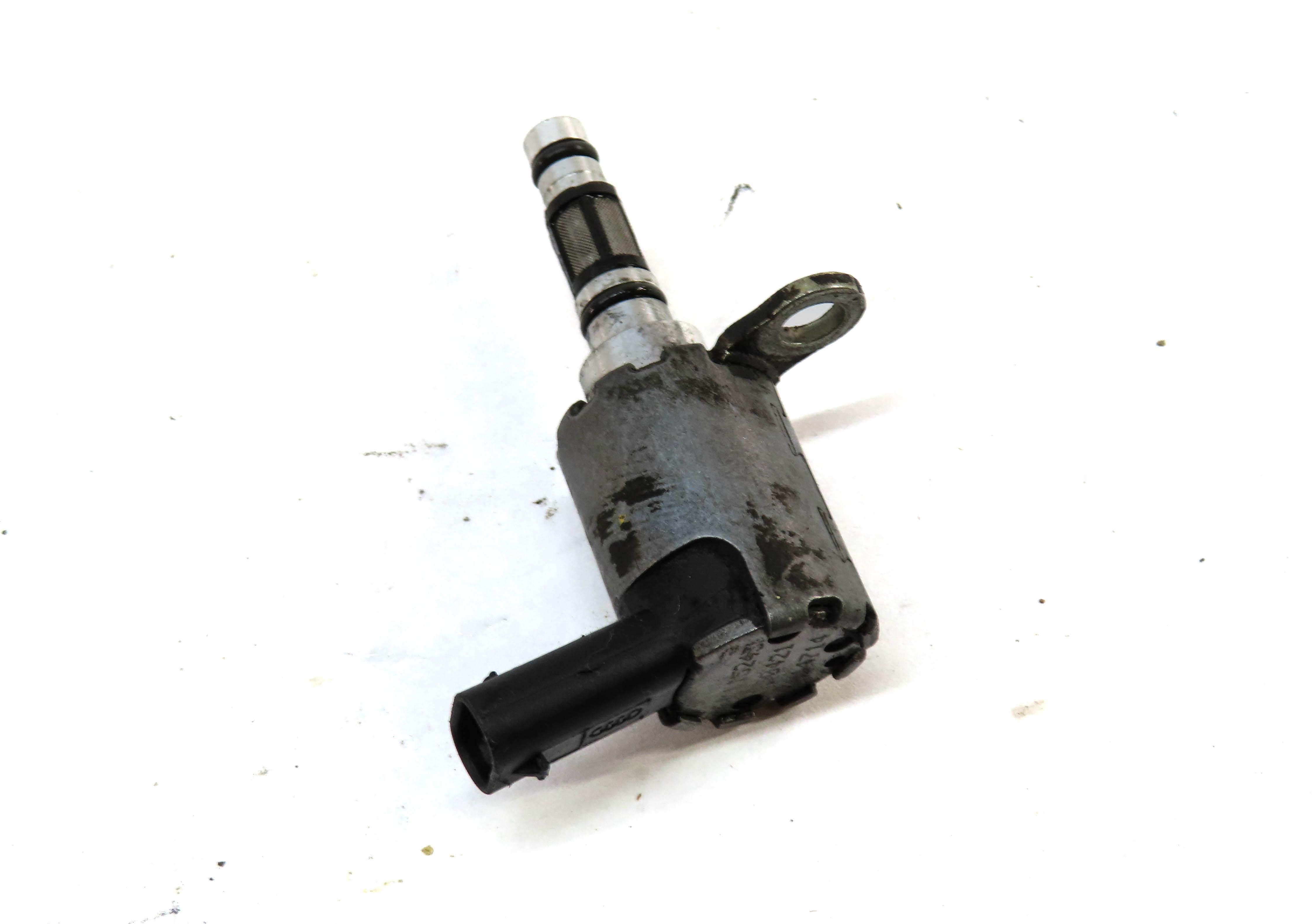 2015 AUDI A3 (8V) 1.8L TURBO CNSB ENGINE VVT SOLENOID 06K115243N — exact item pictured