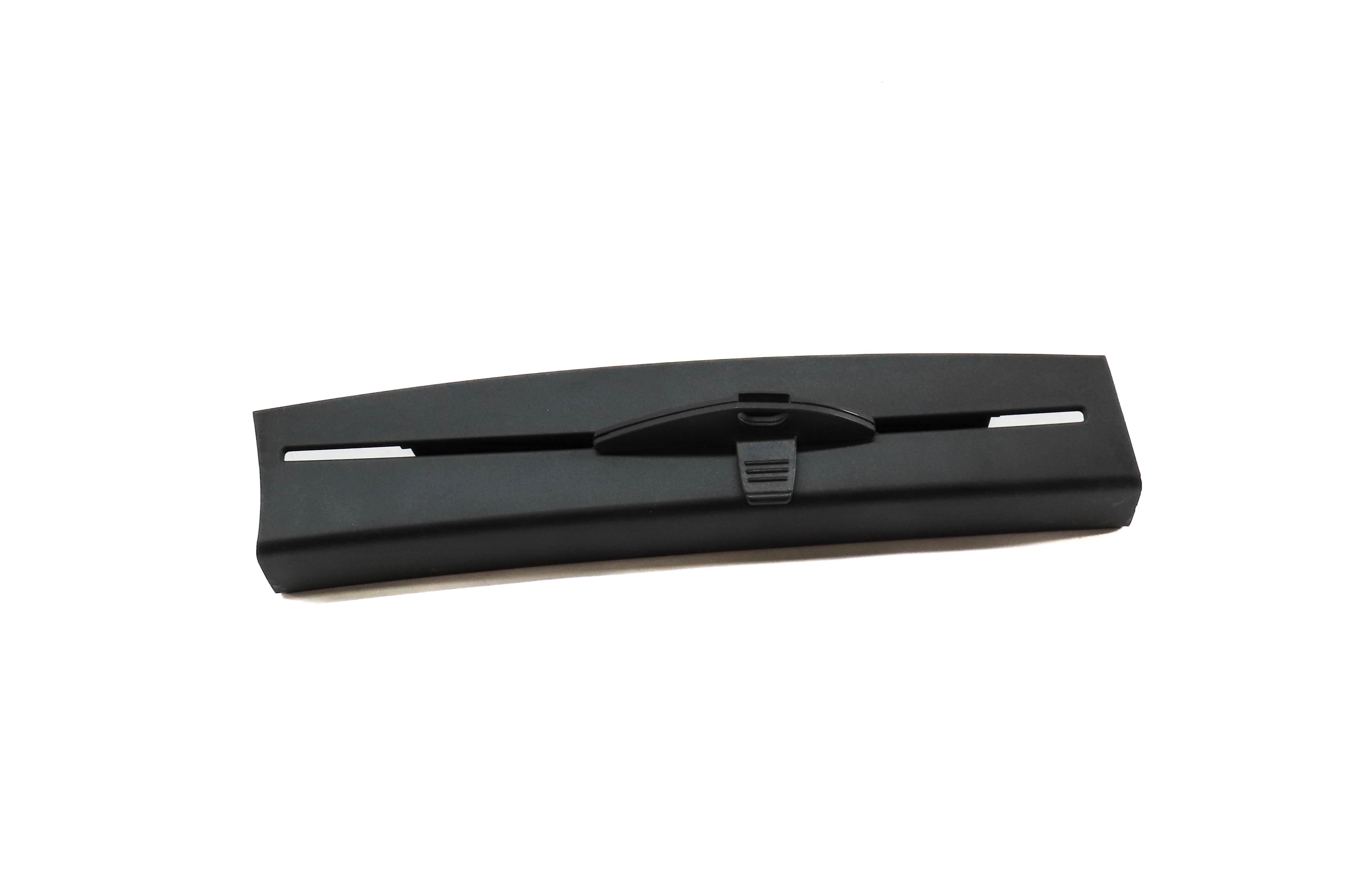 11-16 BMW 528i 535i 550i (F10) LEFT REAR DOOR QUARTER VENT WINDOW PRIVACY SHADE — exact item pictured
