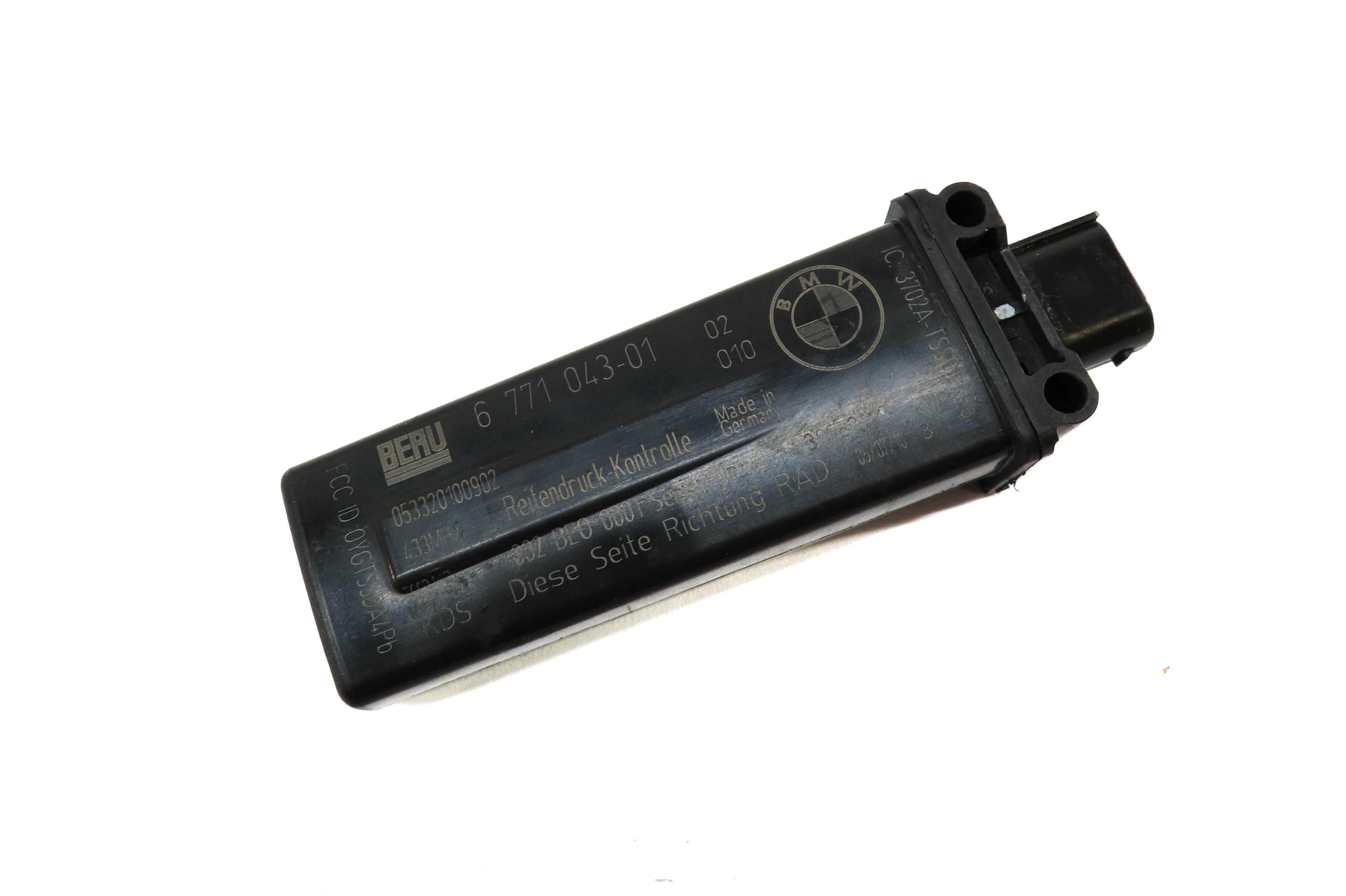 2011 BMW 535i (F10) TPMS TIRE AIR PRESSURE SENSOR ANTENNA MODULE — exact item pictured