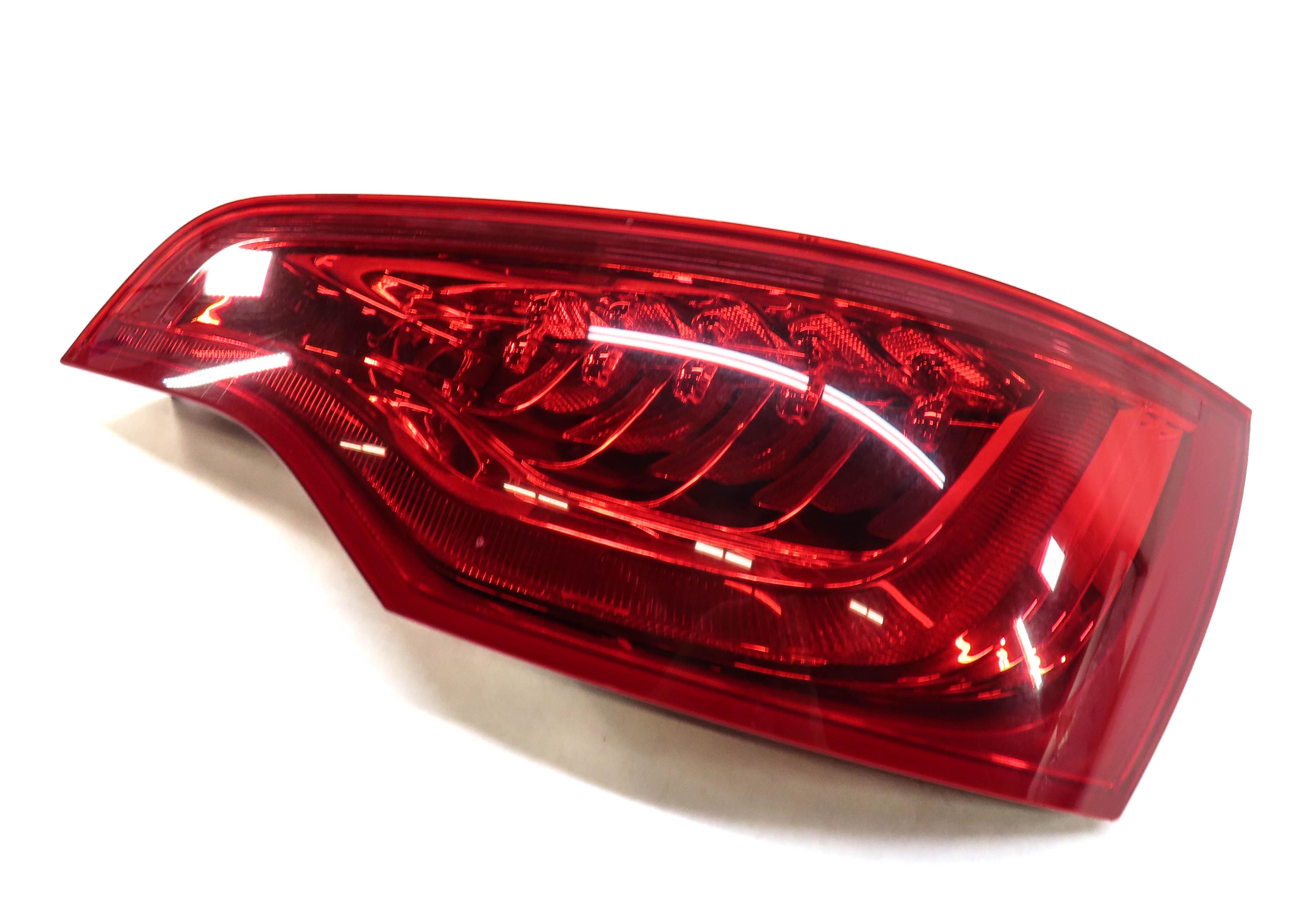 2010-2015 AUDI Q7 (4L) RIGHT PASSENGER REAR TAILLIGHT BRAKE LIGHT LAMP (LED) — exact item pictured