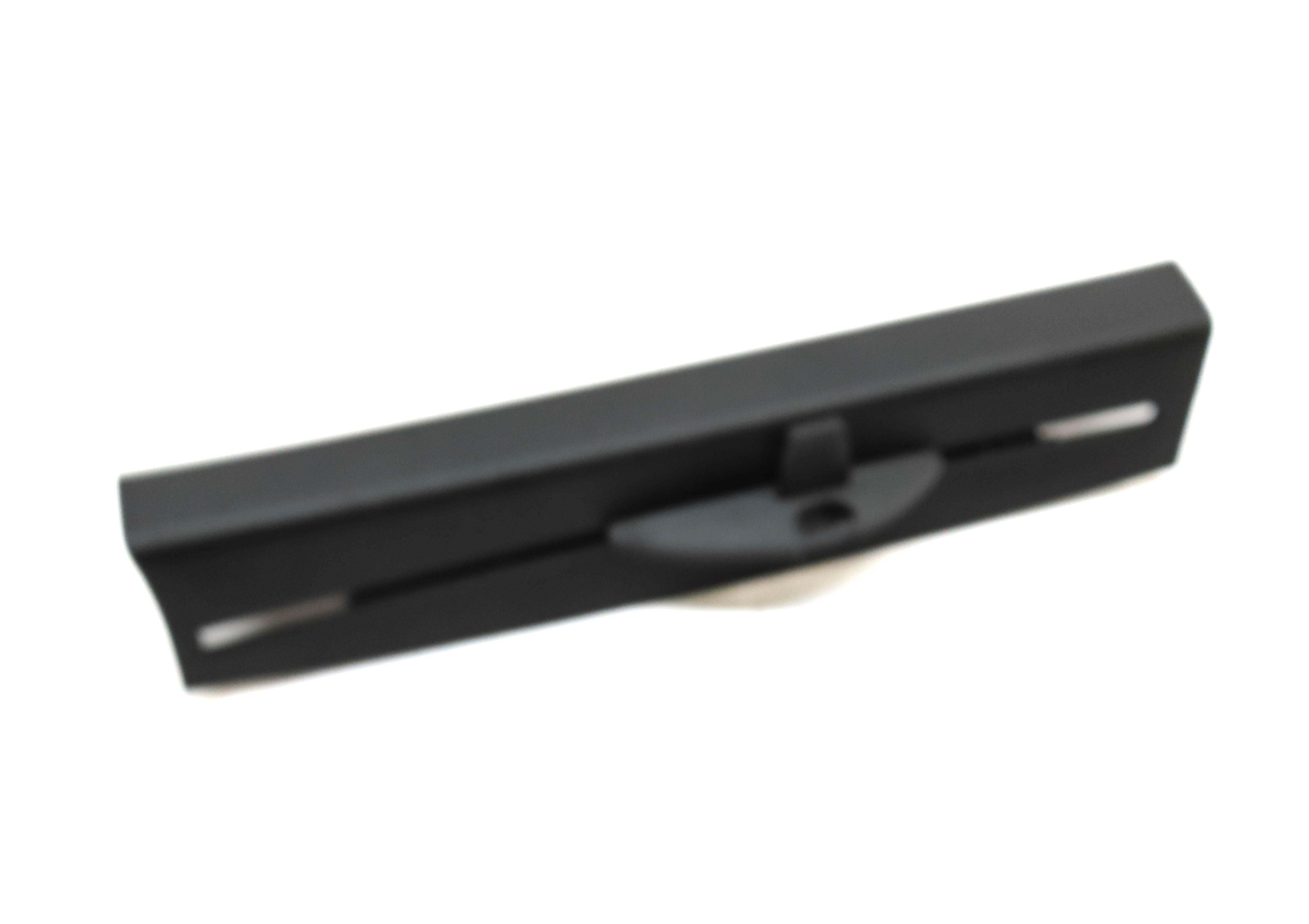 11-16 BMW 528i 535i 550i M5 ///M (F10) RIGHT REAR DOOR VENT WINDOW PRIVACY SHADE — exact item pictured