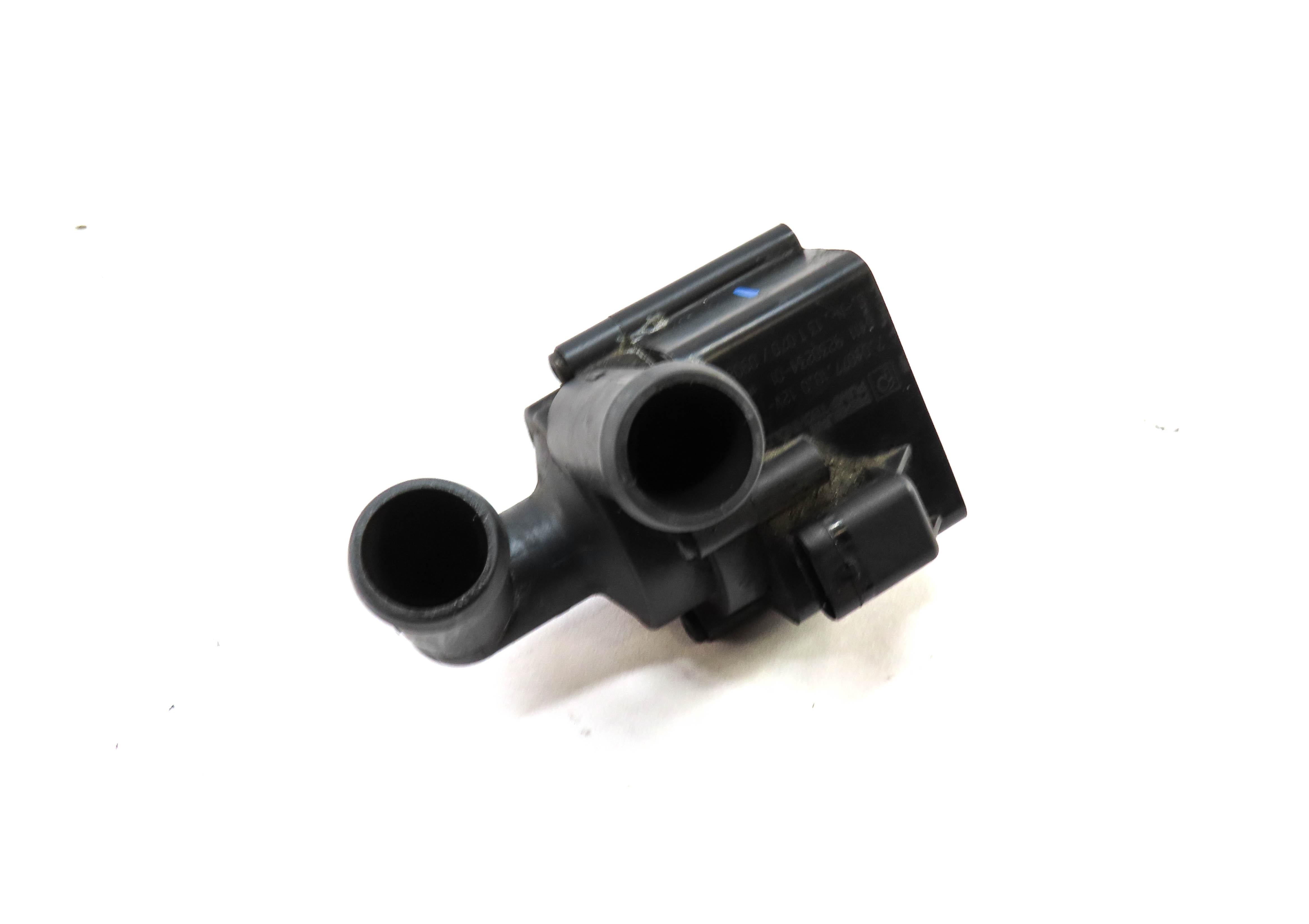 2013 BMW M5 (F10) 4.4L S63T ENGINE ELECTRIC AUXILIARY TURBO WATER PUMP 9230234 — exact item pictured