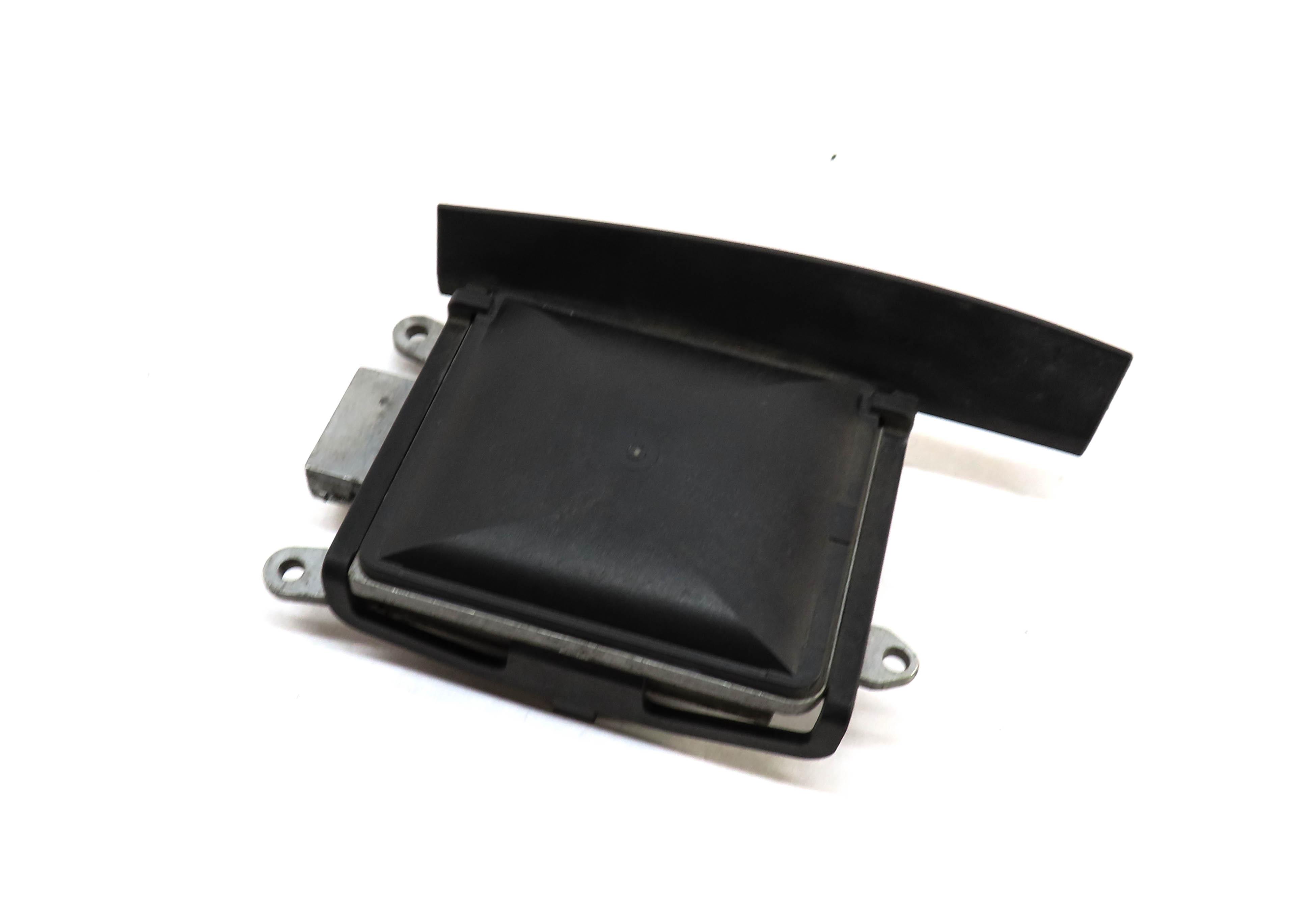 2013 BMW M5 (F10) BLIND SPORT RADAR SENSOR CONTROL MODULE 6862475 — exact item pictured