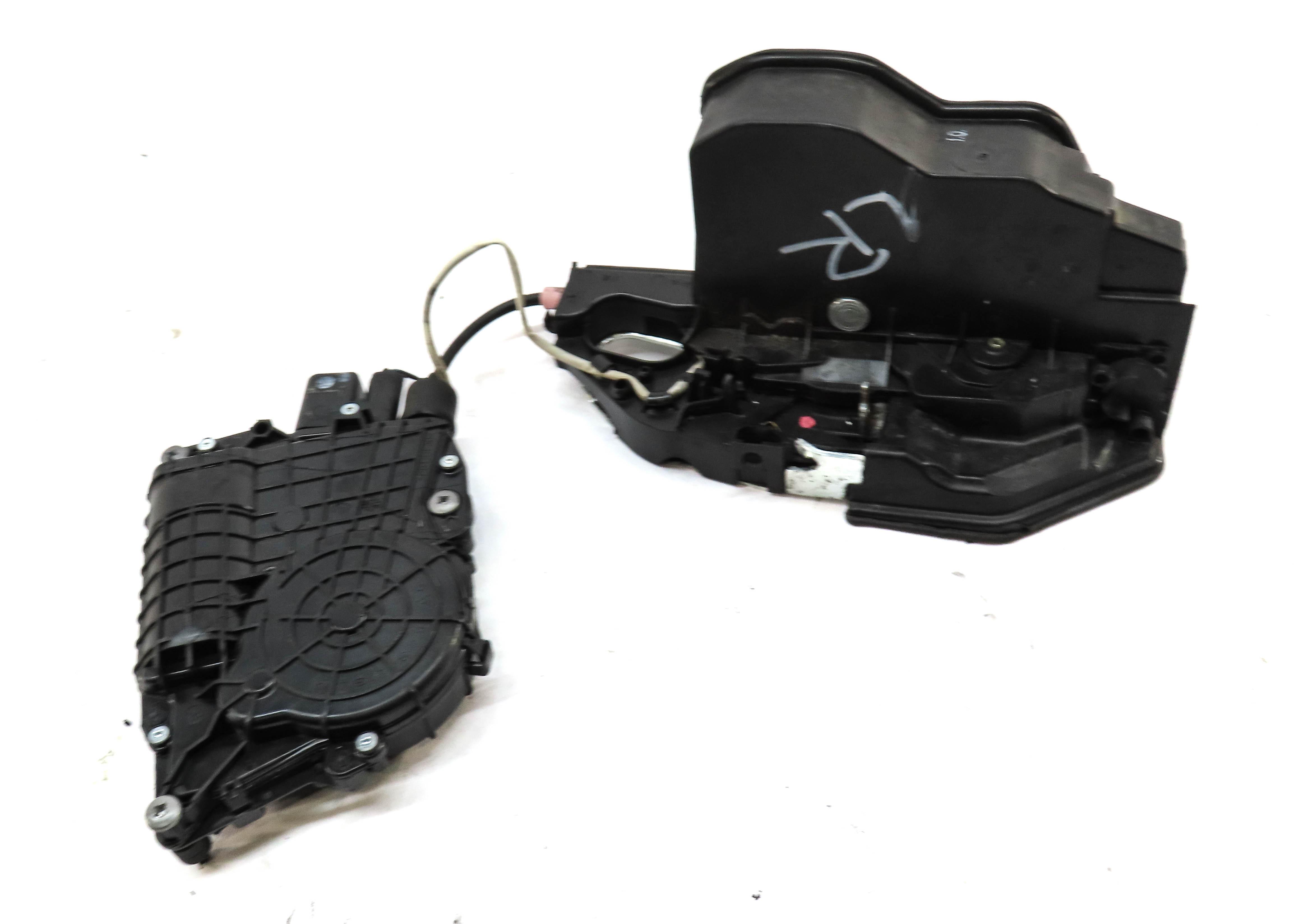 2011-2016 BMW 528i 535i 550i M5 (F10) LEFT REAR SOFT CLOSE DOOR LOCK LATCH SET — exact item pictured
