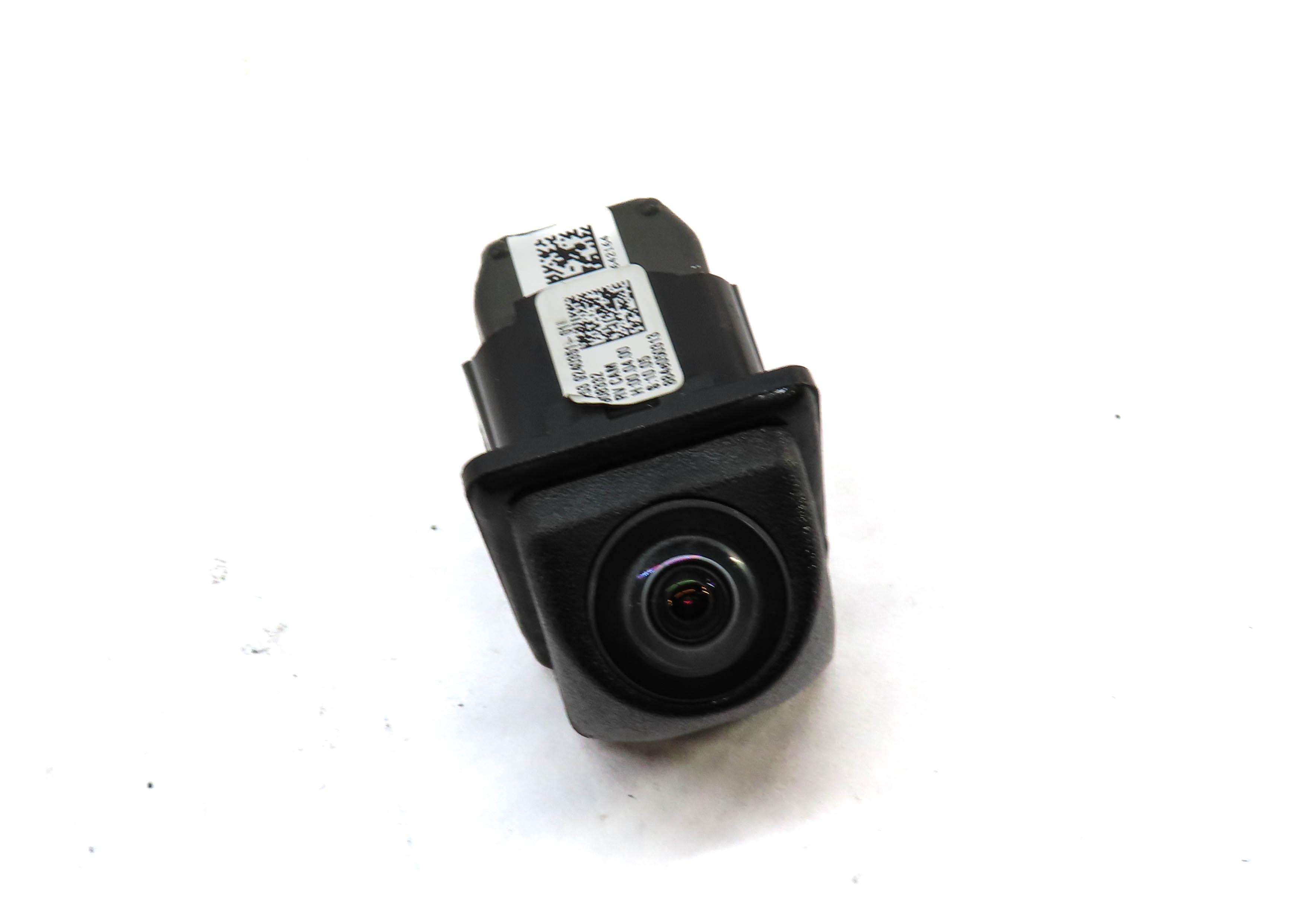 09-18 BMW 2 3 4 5 7 M5 X3 X5 X6 (F01 F07 F10 F15 F16 F30 F32) REARVIEW CAMERA — exact item pictured