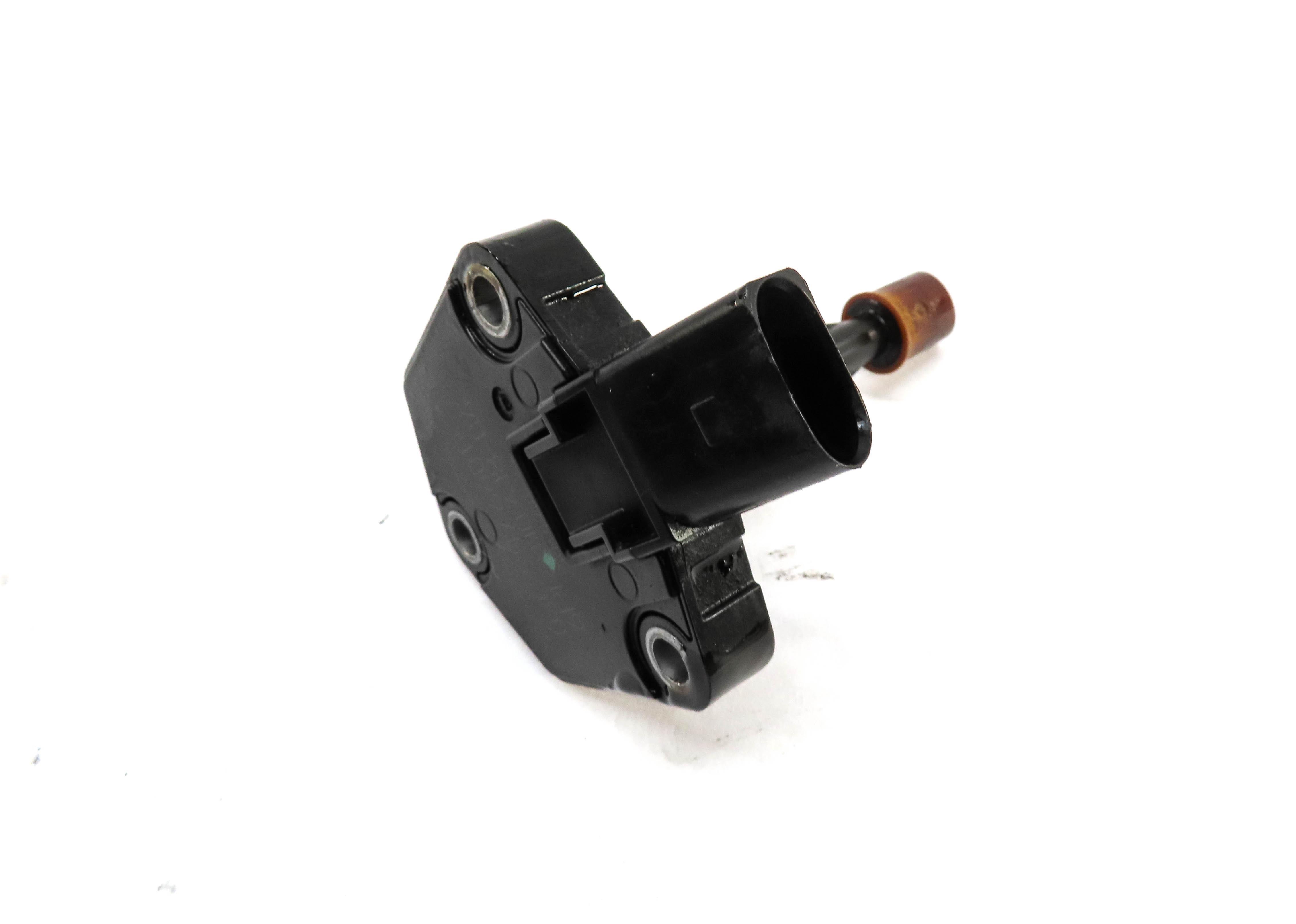 2015 AUDI SQ5 (B8) 3.0L SUPER ENGINE CTUD OIL LEVEL SENSOR 03C907660R — exact item pictured