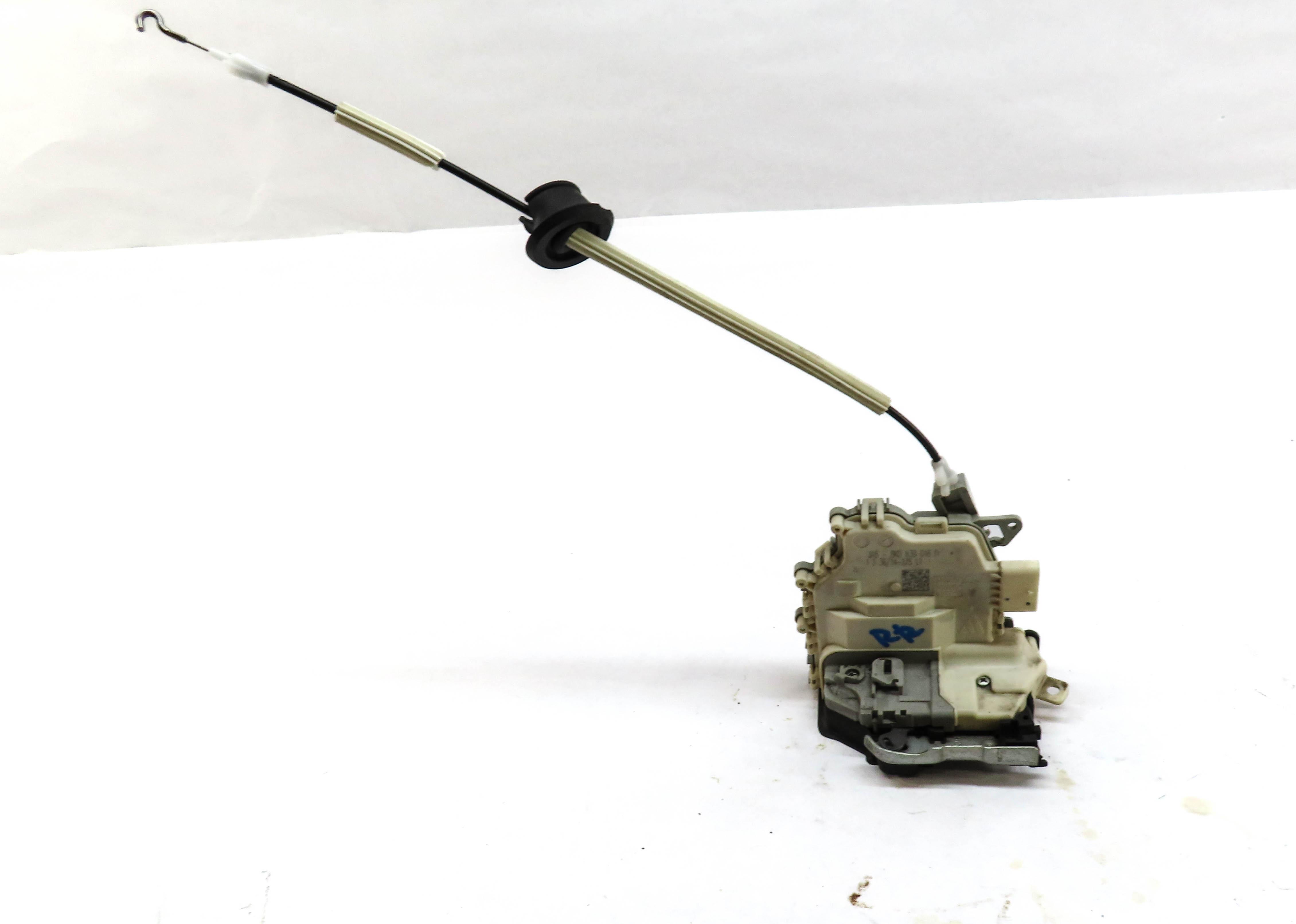10-18 AUDI A3 A4 A8 Q3 Q5 S3 S4 SQ5 S8 (B8 D4 4H 8K 8R 8V) RIGHT REAR DOOR LATCH — exact item pictured