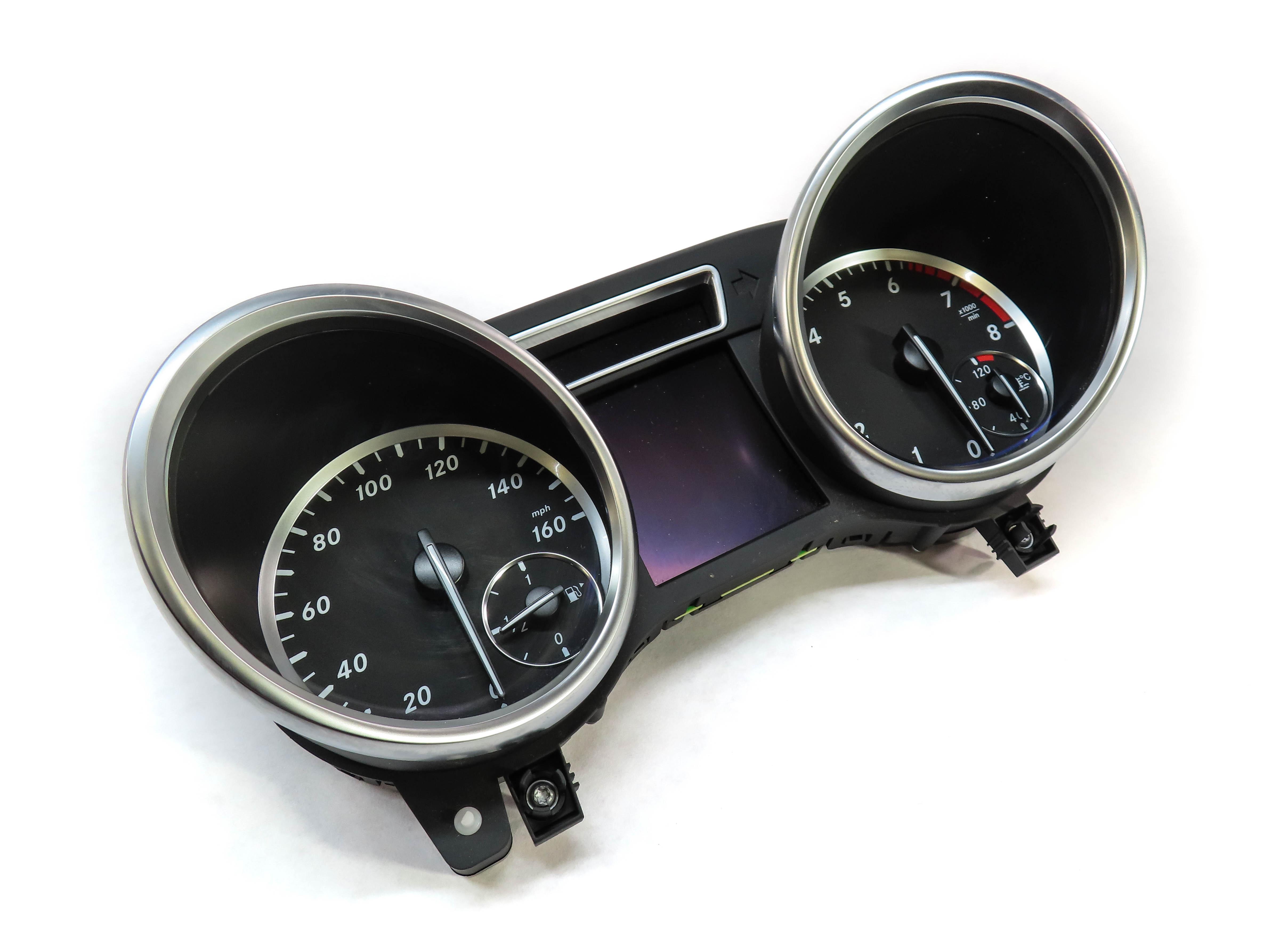 2012 MERCEDES ML350 ML550 (W166) SPEEDOMETER INSTRUMENT GAUGE CLUSTER (MPH 135k) — exact item pictured