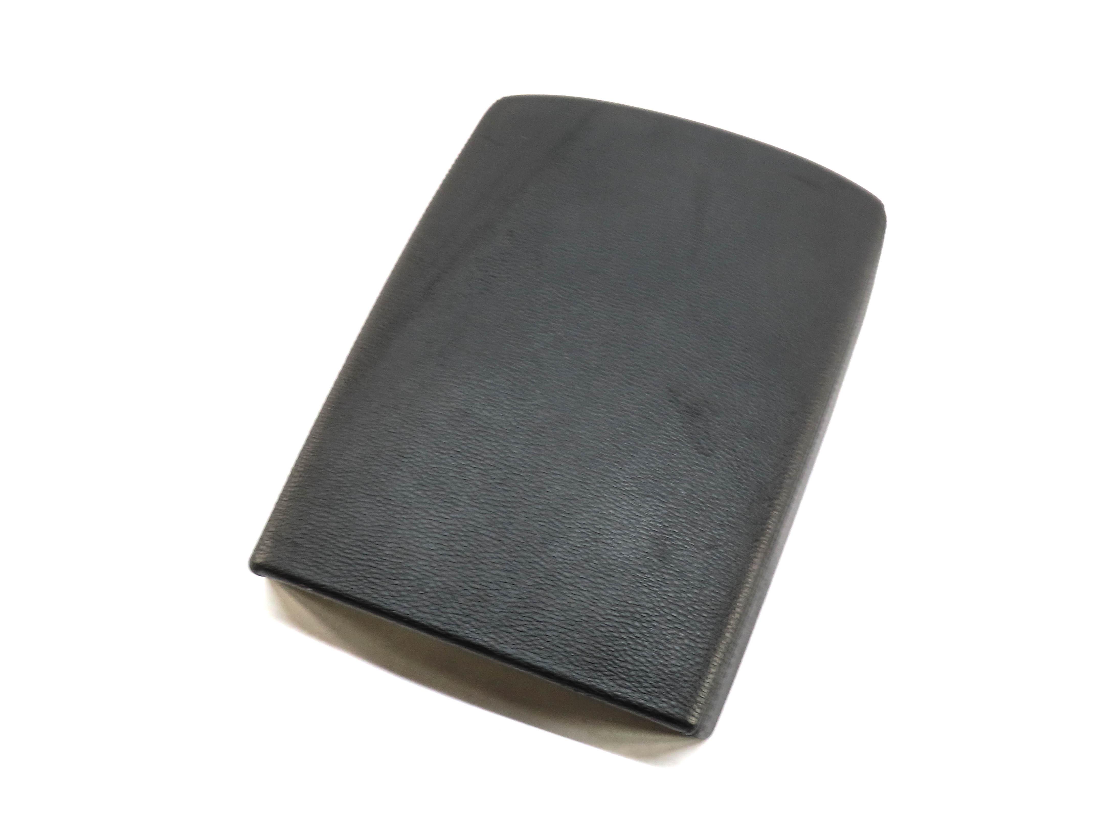 2010-2013 PORSCHE PANAMERA (970 G1) FRONT CENTER CONSOLE LID / ARM REST (BLACK) — exact item pictured