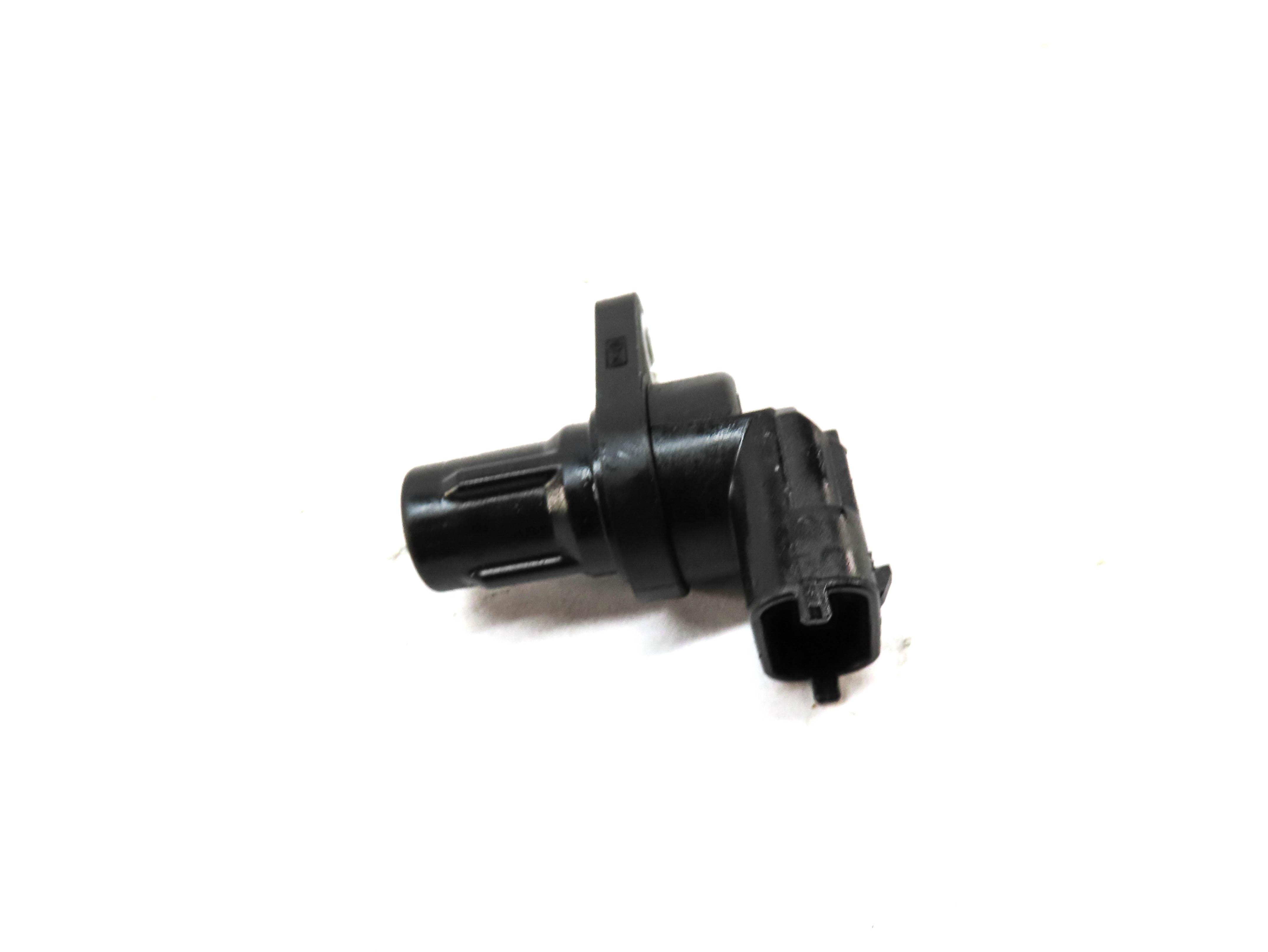 2012 PORSCHE PANAMERA (970 G1) 3.6L M46 V6 ENGINE CAMSHAFT POSITION SENSOR — exact item pictured